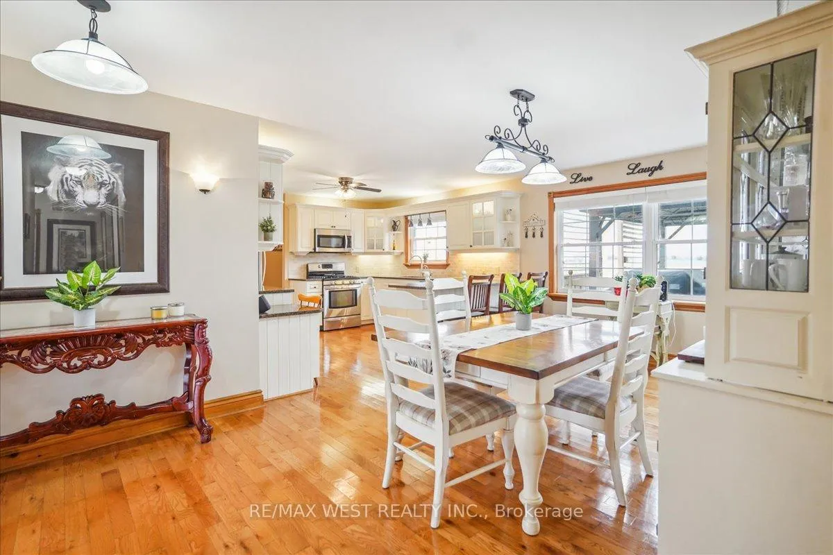 Photo 7 of 390 Sandford Road, Uxbridge, Rural Uxbridge — HOMEH