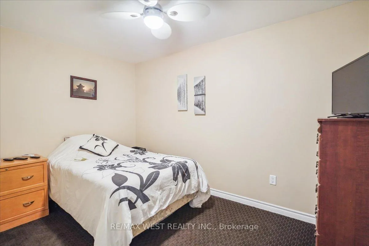 Photo 17 of 390 Sandford Road, Uxbridge, Rural Uxbridge — HOMEH