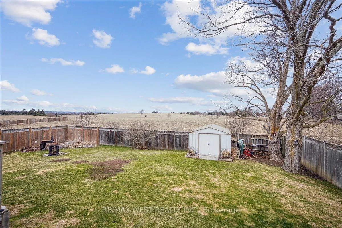 Photo 22 of 390 Sandford Road, Uxbridge, Rural Uxbridge — HOMEH