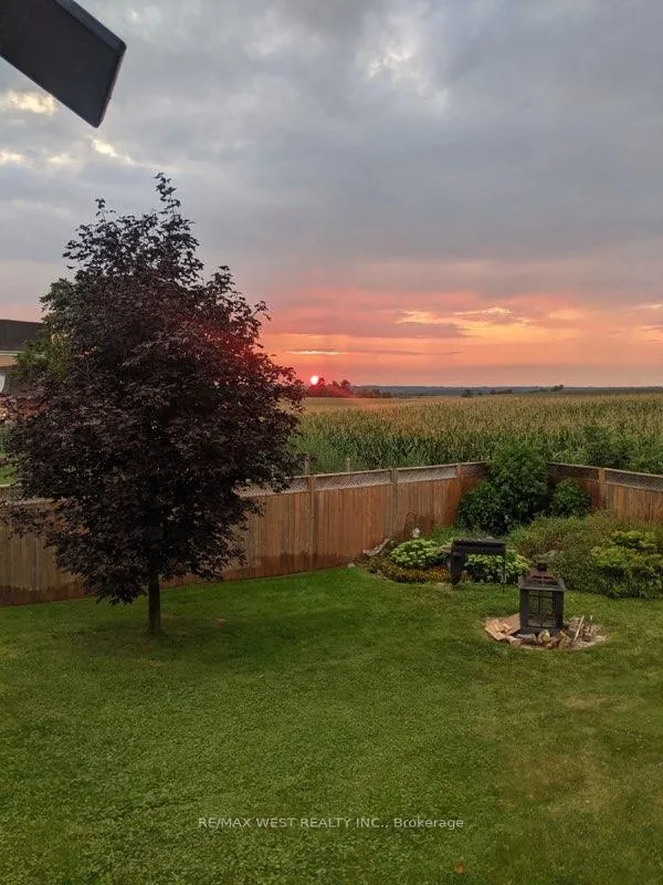 Photo 23 of 390 Sandford Road, Uxbridge, Rural Uxbridge — HOMEH