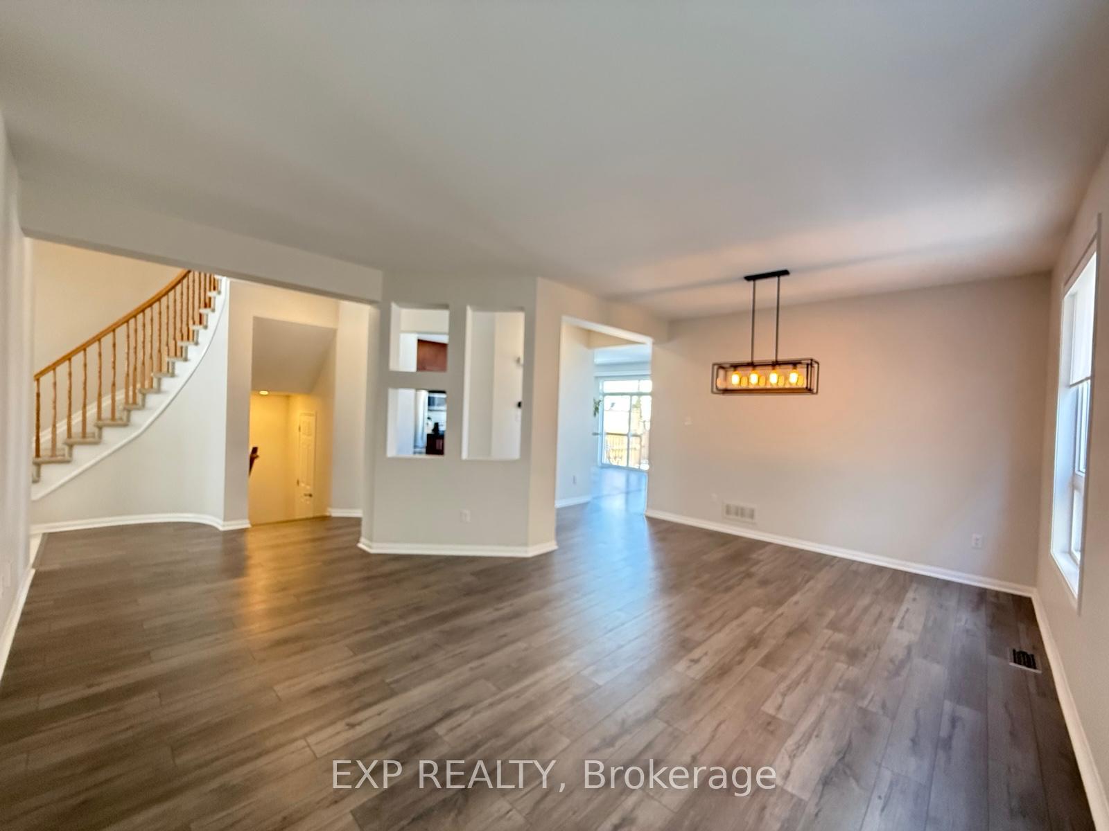 Photo 9 of 510 Bretby Crescent, Ottawa, Barrhaven - Cedargrove/Fraserdale — HOMEH
