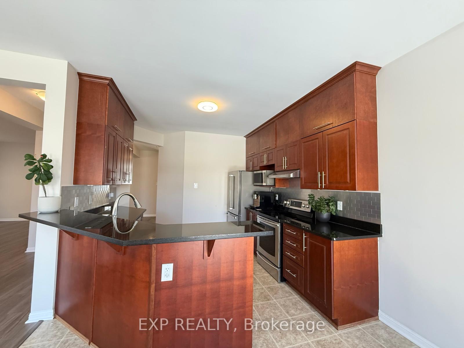 Photo 11 of 510 Bretby Crescent, Ottawa, Barrhaven - Cedargrove/Fraserdale — HOMEH