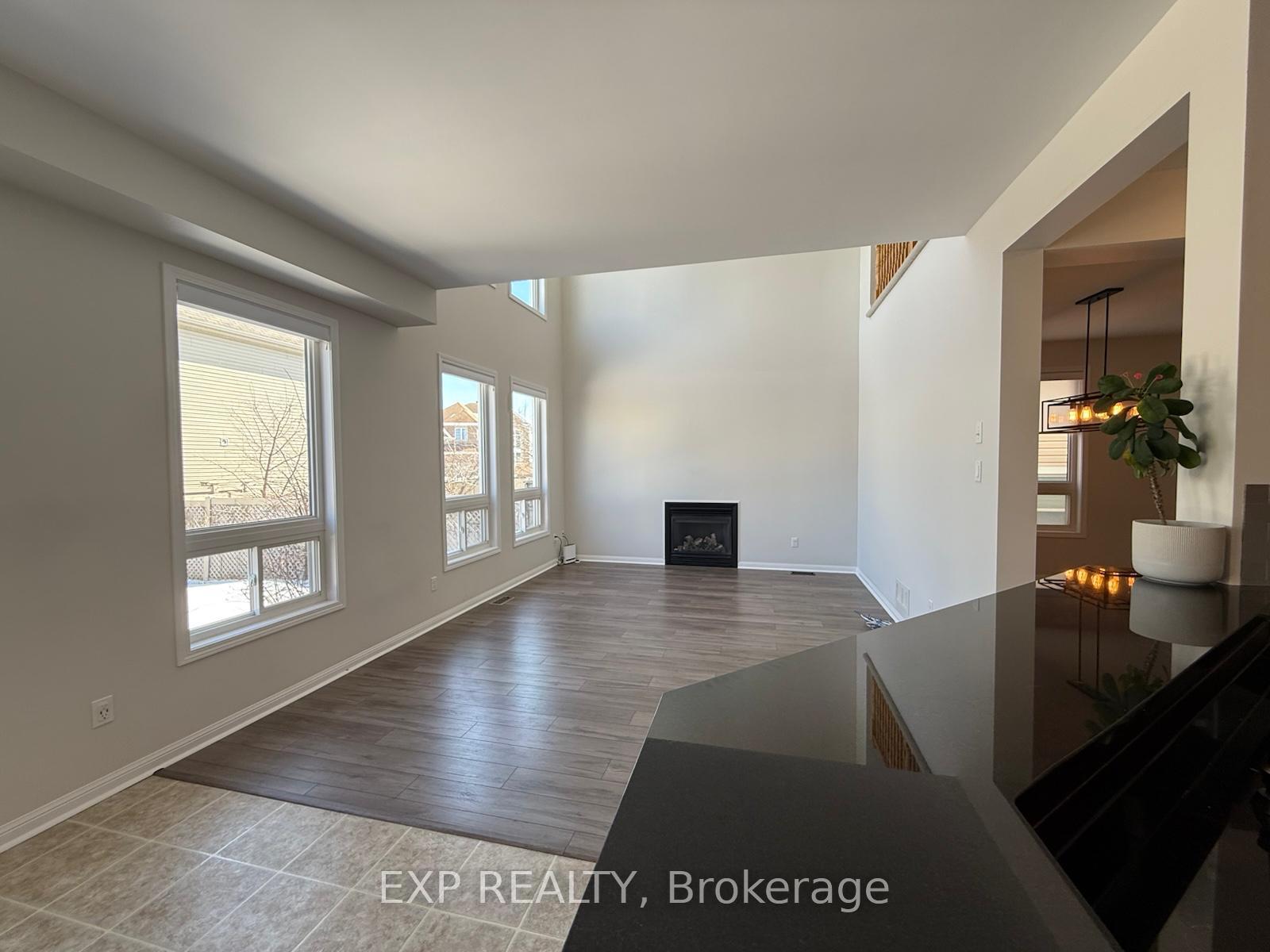Photo 14 of 510 Bretby Crescent, Ottawa, Barrhaven - Cedargrove/Fraserdale — HOMEH