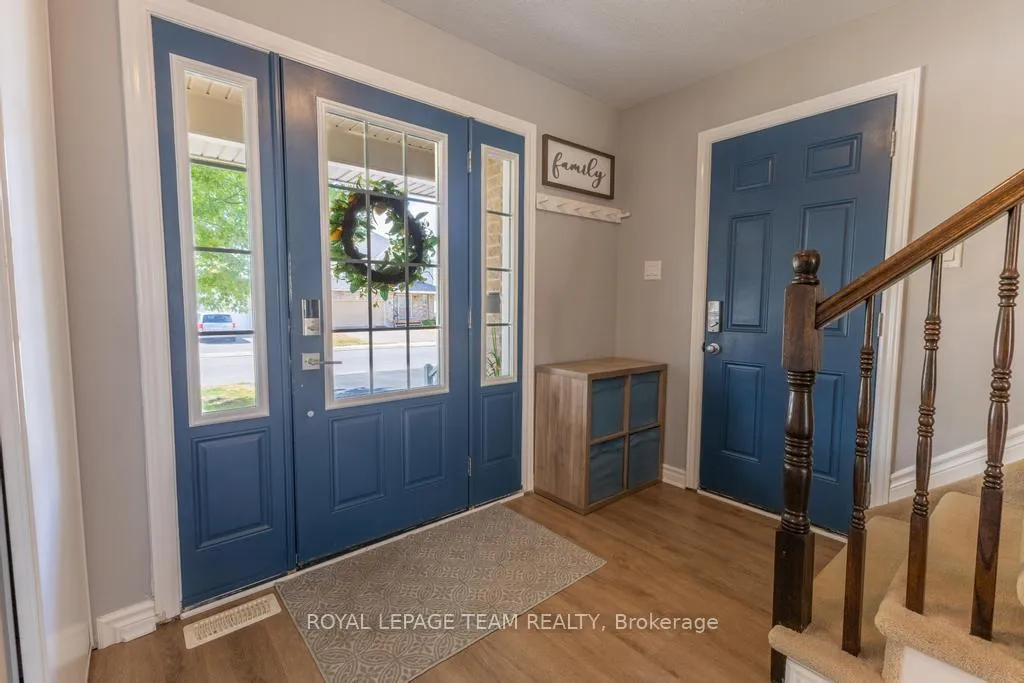 Photo 3 of 29 Carter Crescent, Arnprior — HOMEH