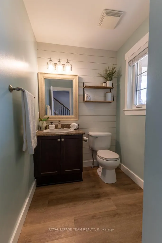 Photo 12 of 29 Carter Crescent, Arnprior — HOMEH