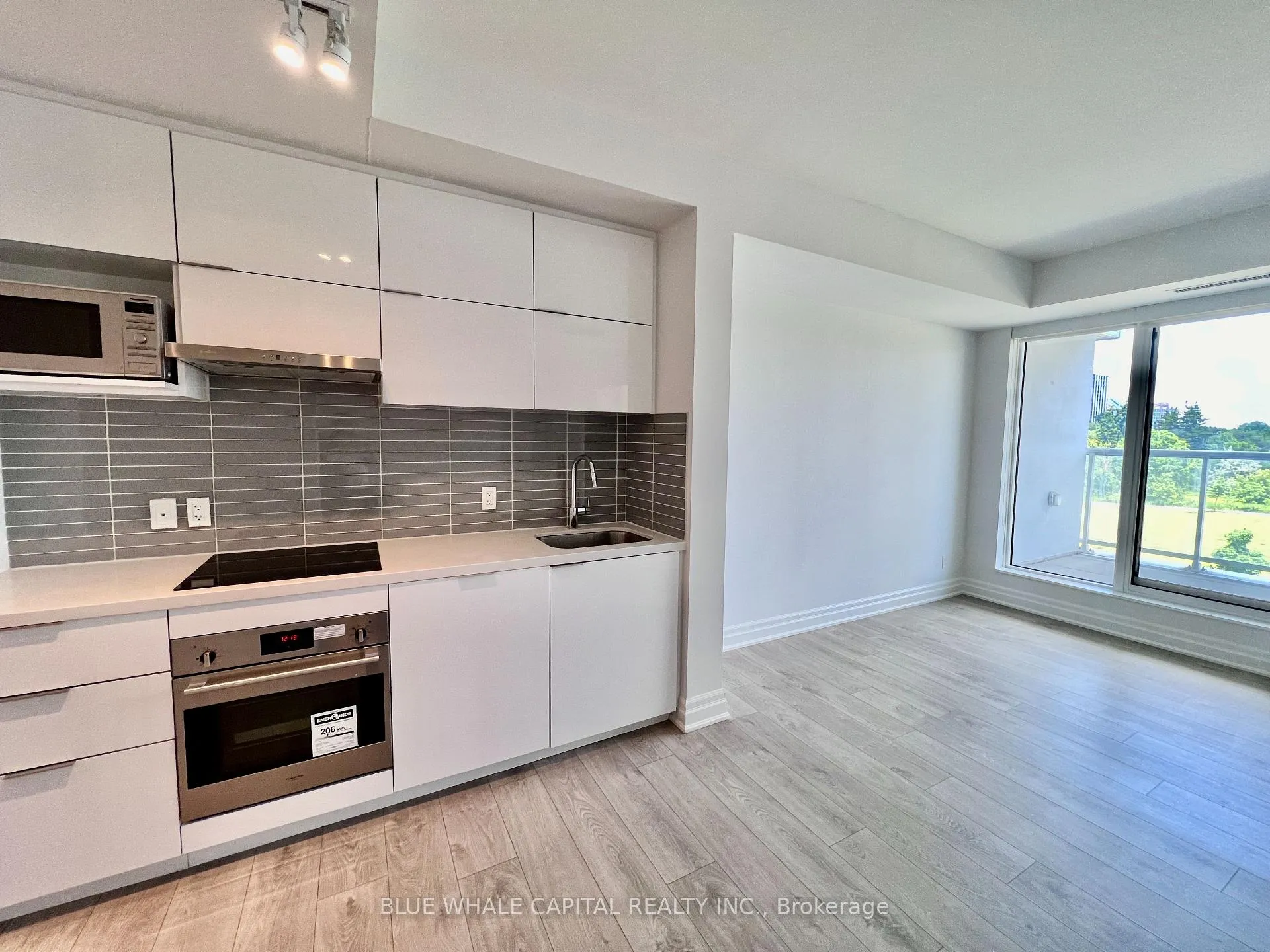 Photo 4 of Unit 311, 18 Rouge Valley Drive W, Markham, Unionville — HOMEH