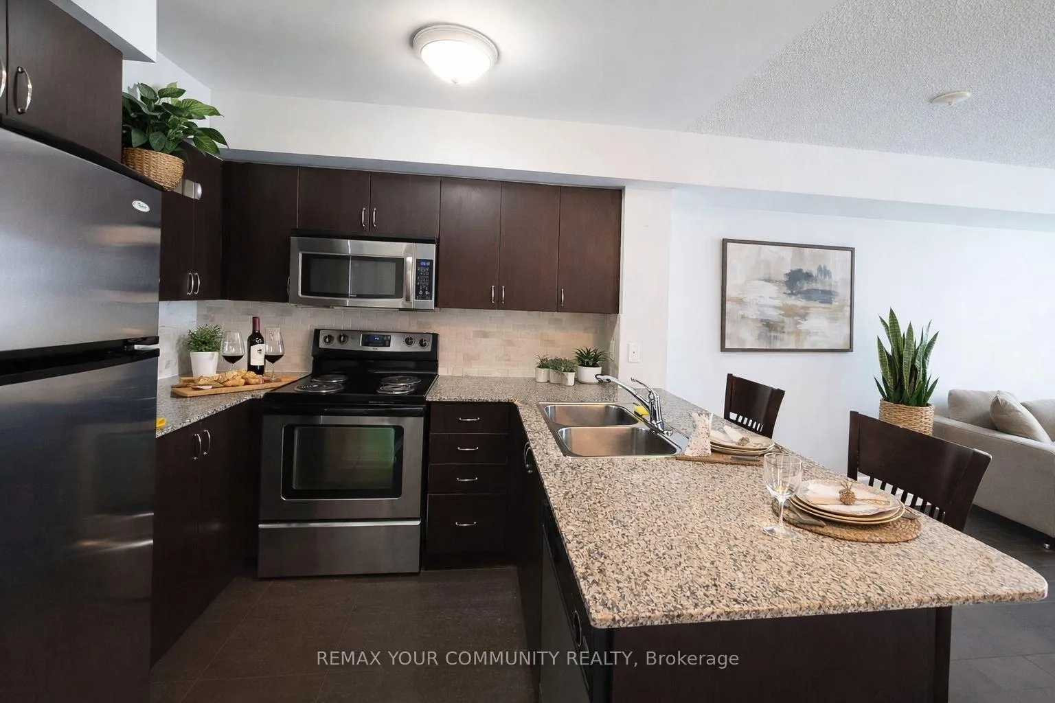 Photo 4 of Unit 1101, 30 North Park Road, Vaughan, Beverley Glen — HOMEH