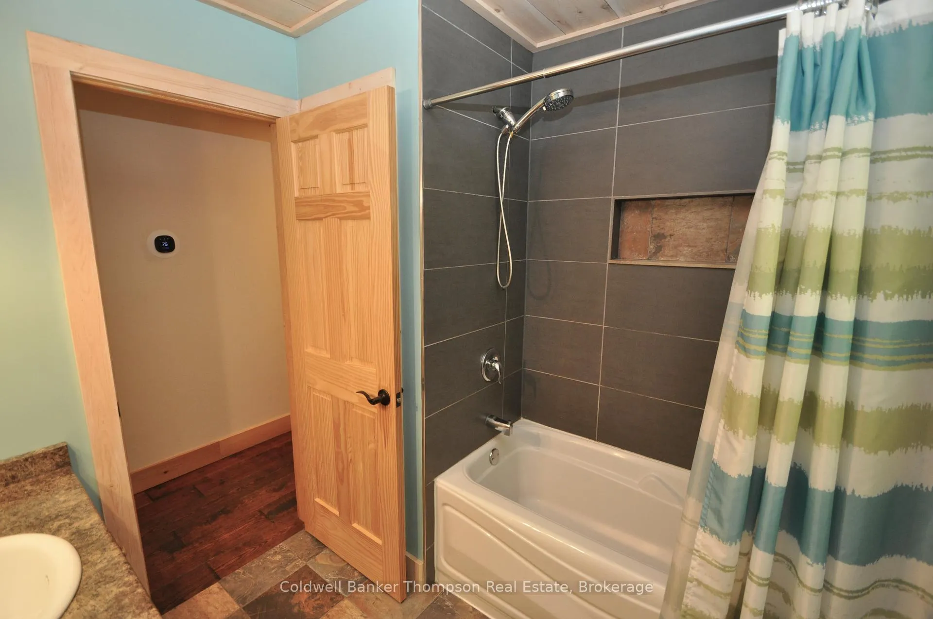 Photo 16 of 479 Scarlett Road, Machar — HOMEH