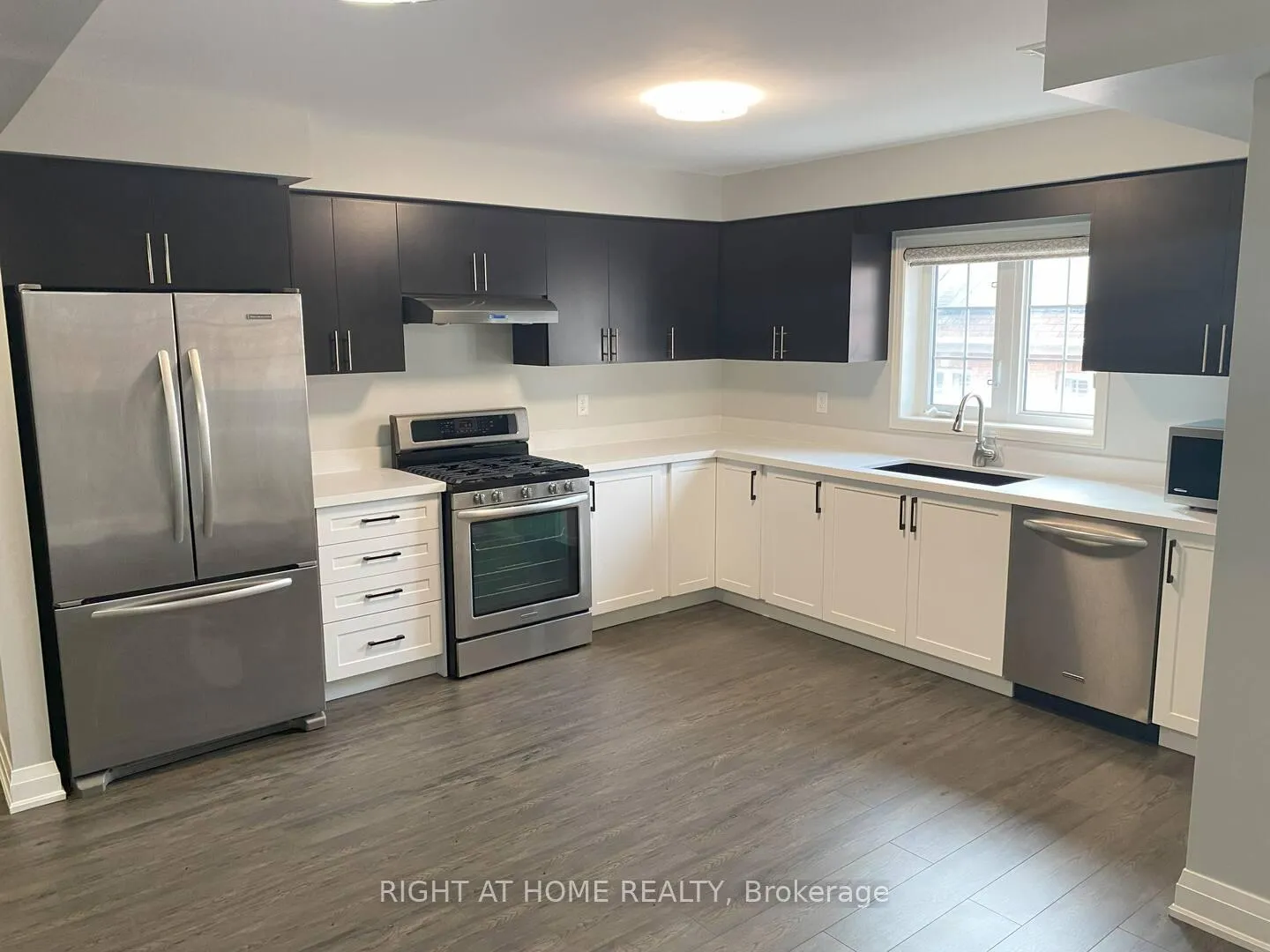 Photo 4 of 39 Eastern Skies Way, Markham, Wismer — HOMEH