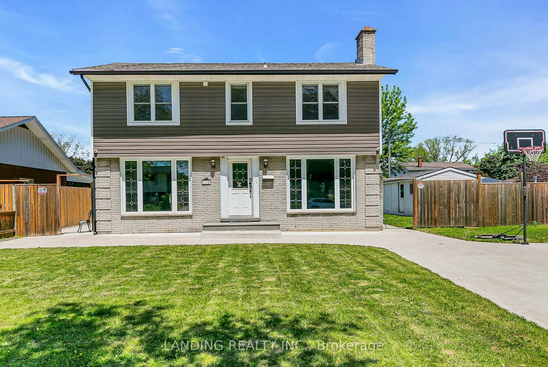 Photo 1 of 770 Lynn Street, Windsor — HOMEH