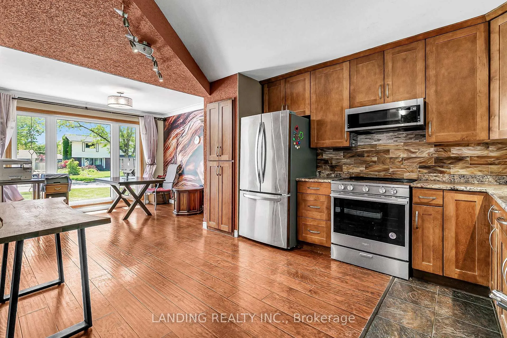 Photo 11 of 770 Lynn Street, Windsor — HOMEH