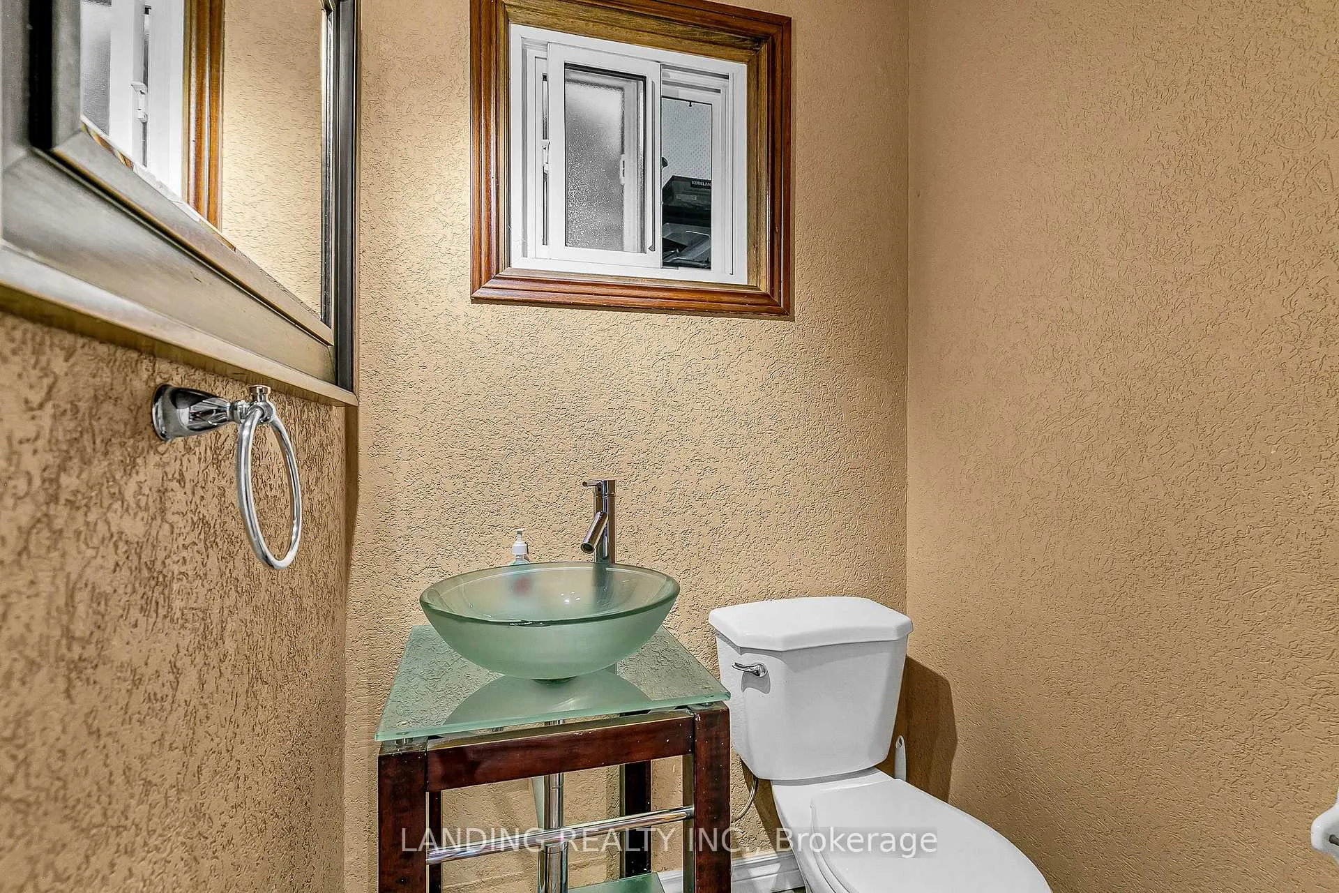 Photo 13 of 770 Lynn Street, Windsor — HOMEH