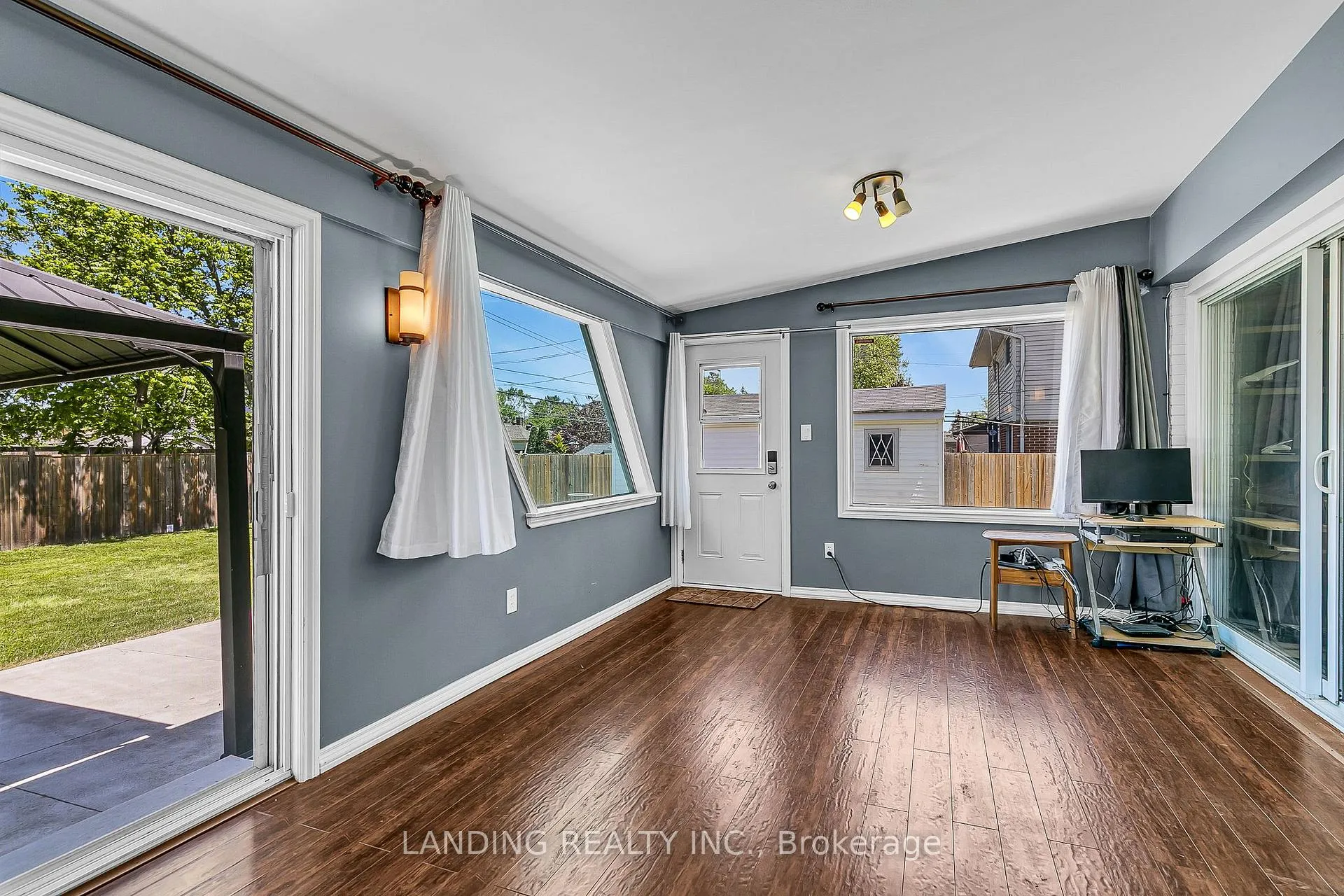 Photo 14 of 770 Lynn Street, Windsor — HOMEH