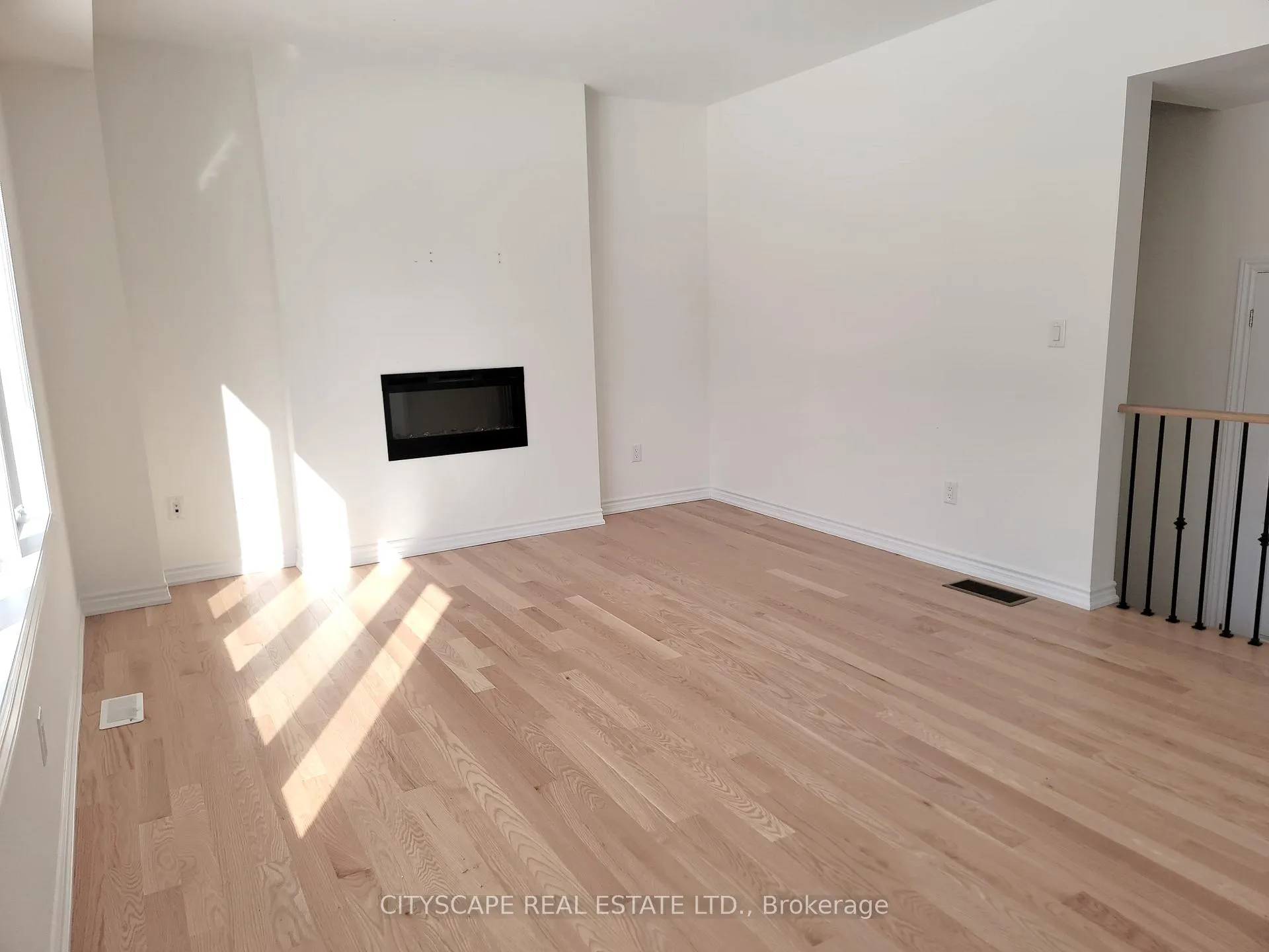 Photo 17 of 150 Rosanne Circle, Wasaga Beach — HOMEH