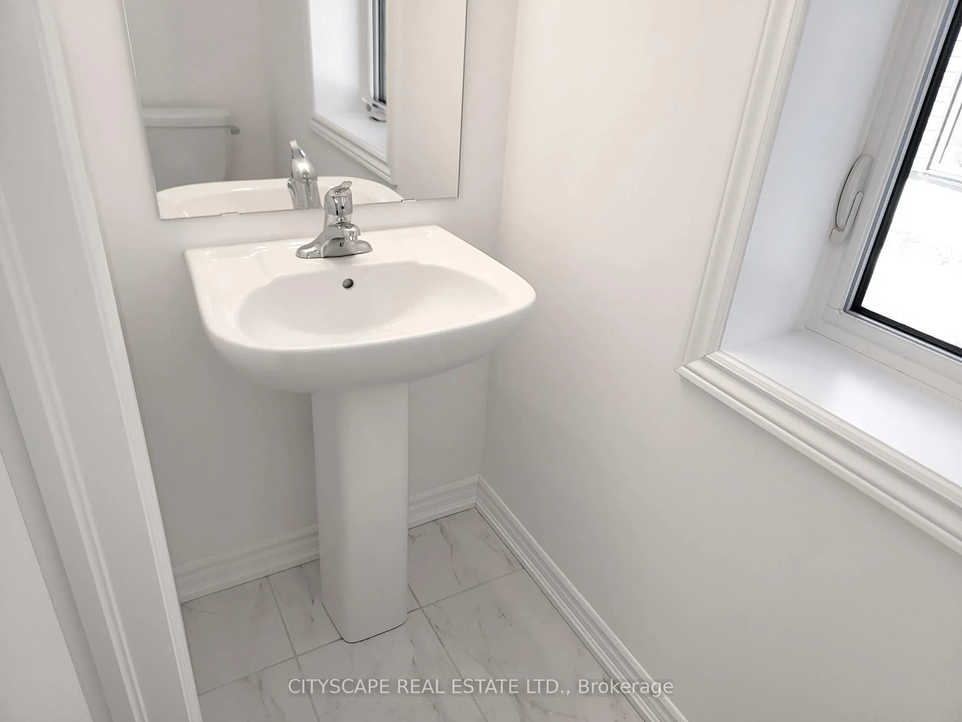 Photo 20 of 150 Rosanne Circle, Wasaga Beach — HOMEH