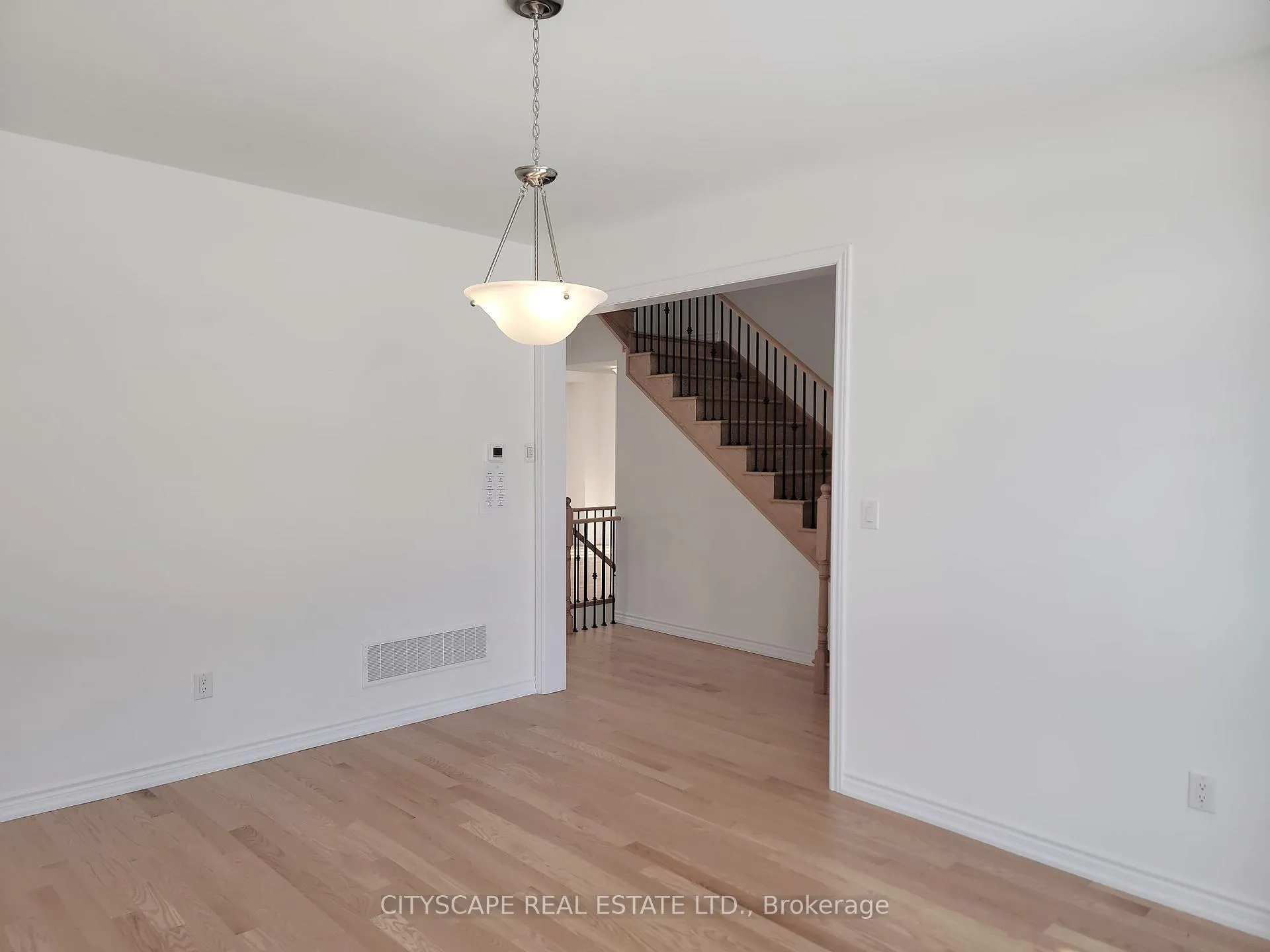 Photo 22 of 150 Rosanne Circle, Wasaga Beach — HOMEH