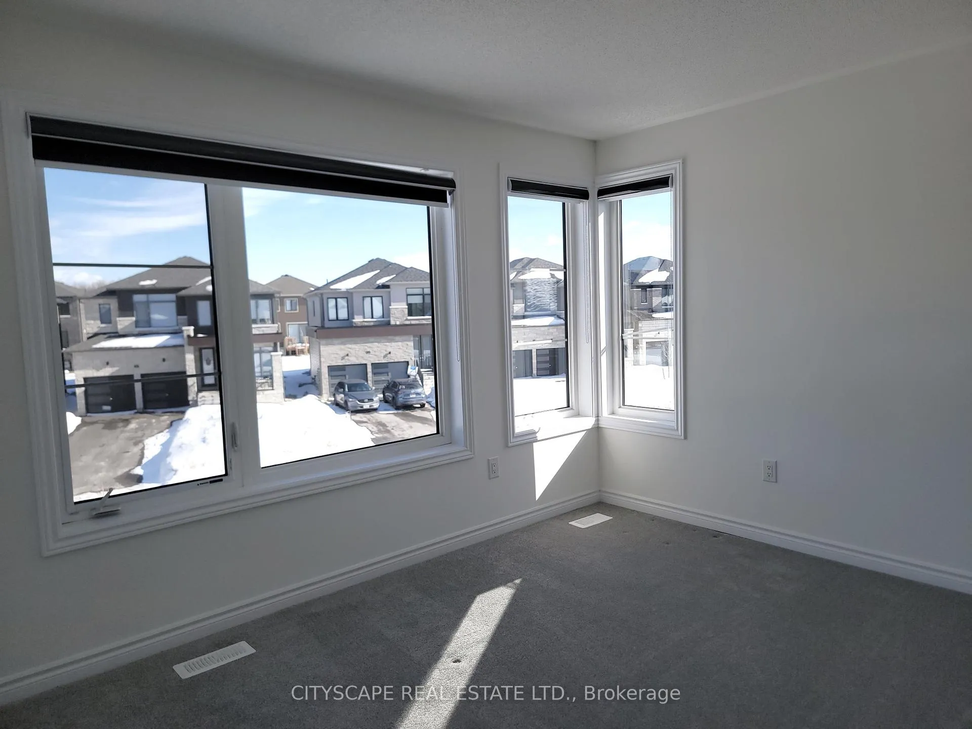 Photo 36 of 150 Rosanne Circle, Wasaga Beach — HOMEH