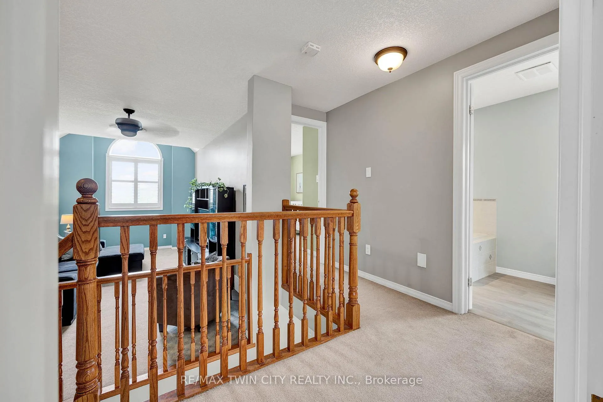 Photo 11 of 162 Everglade Crescent, Kitchener — HOMEH