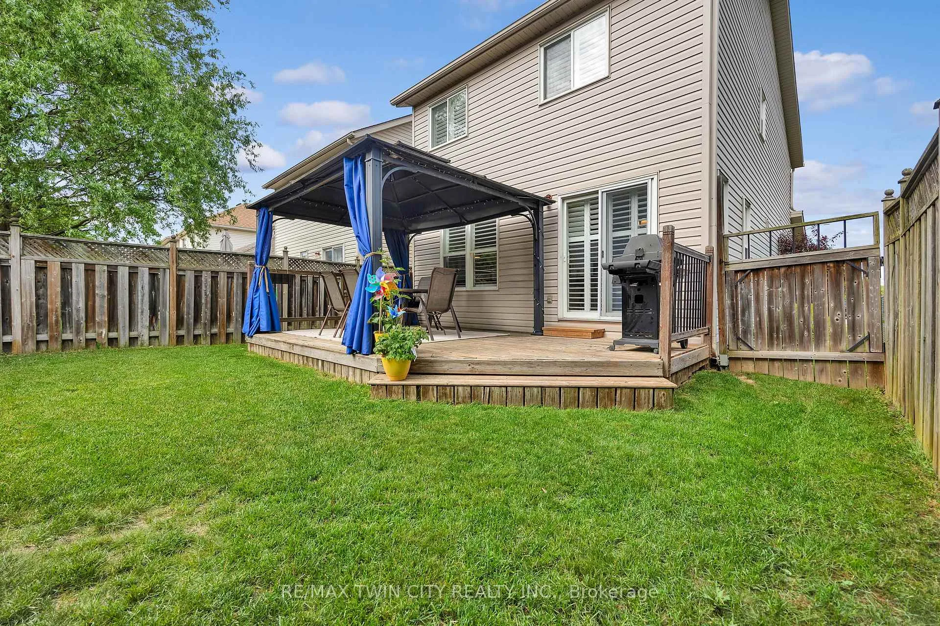Photo 23 of 162 Everglade Crescent, Kitchener — HOMEH