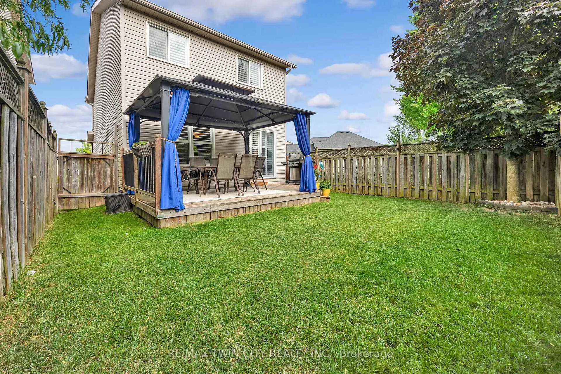Photo 24 of 162 Everglade Crescent, Kitchener — HOMEH