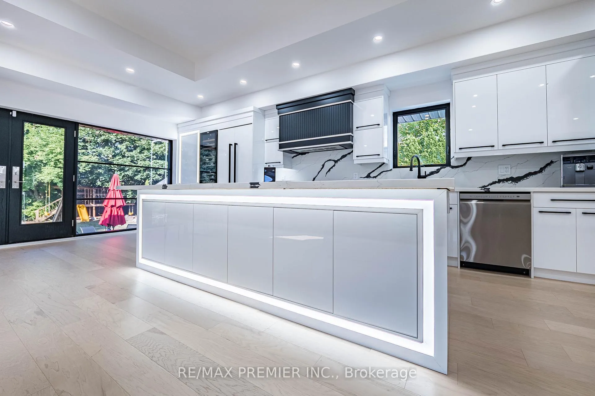 Photo 25 of 24 Gosling Road, Vaughan, Maple — HOMEH