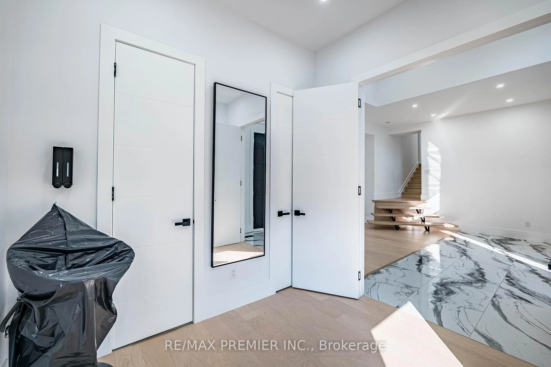 Photo 32 of 24 Gosling Road, Vaughan, Maple — HOMEH
