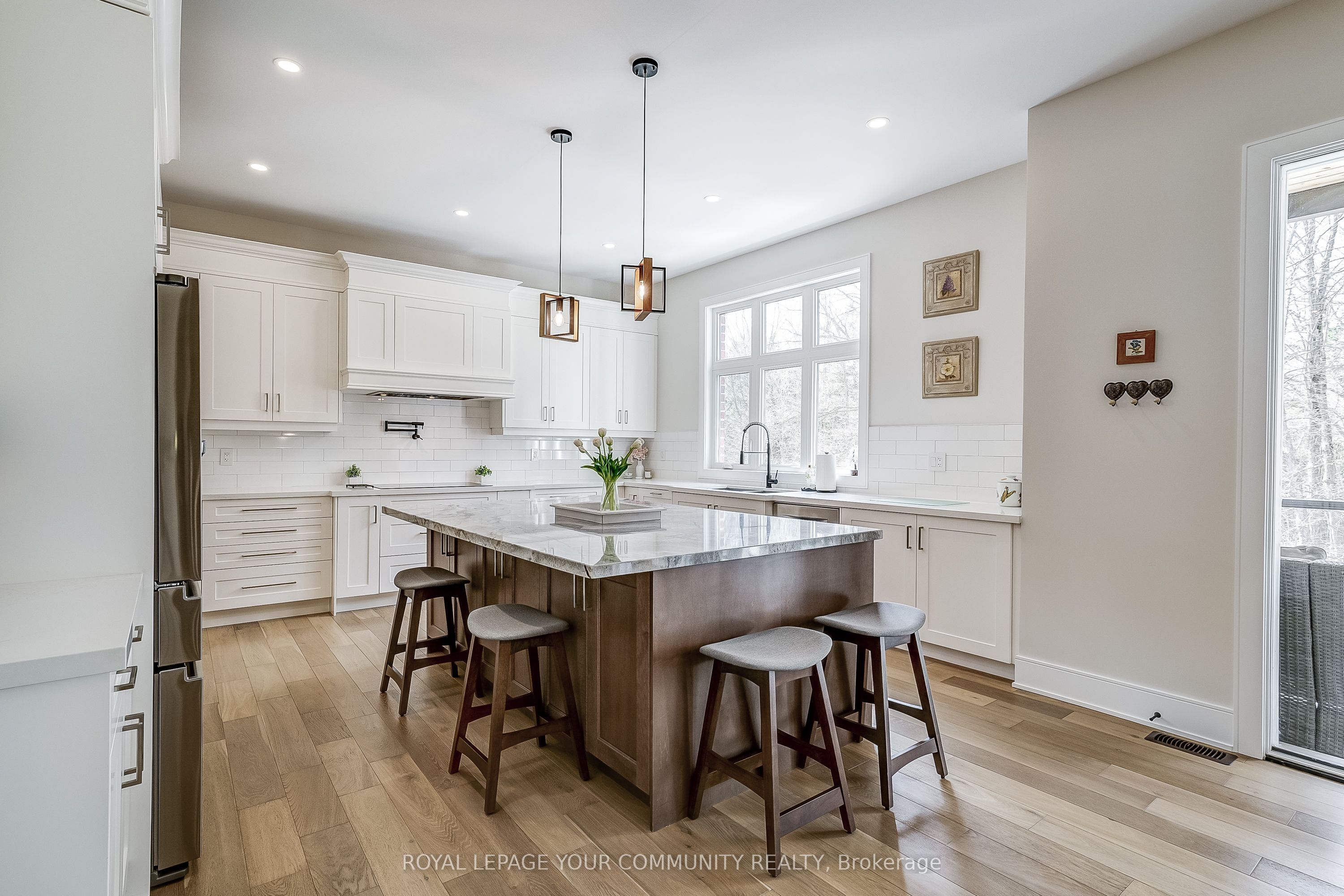 Photo 21 of 176 Farrell Road, Vaughan, Patterson — HOMEH