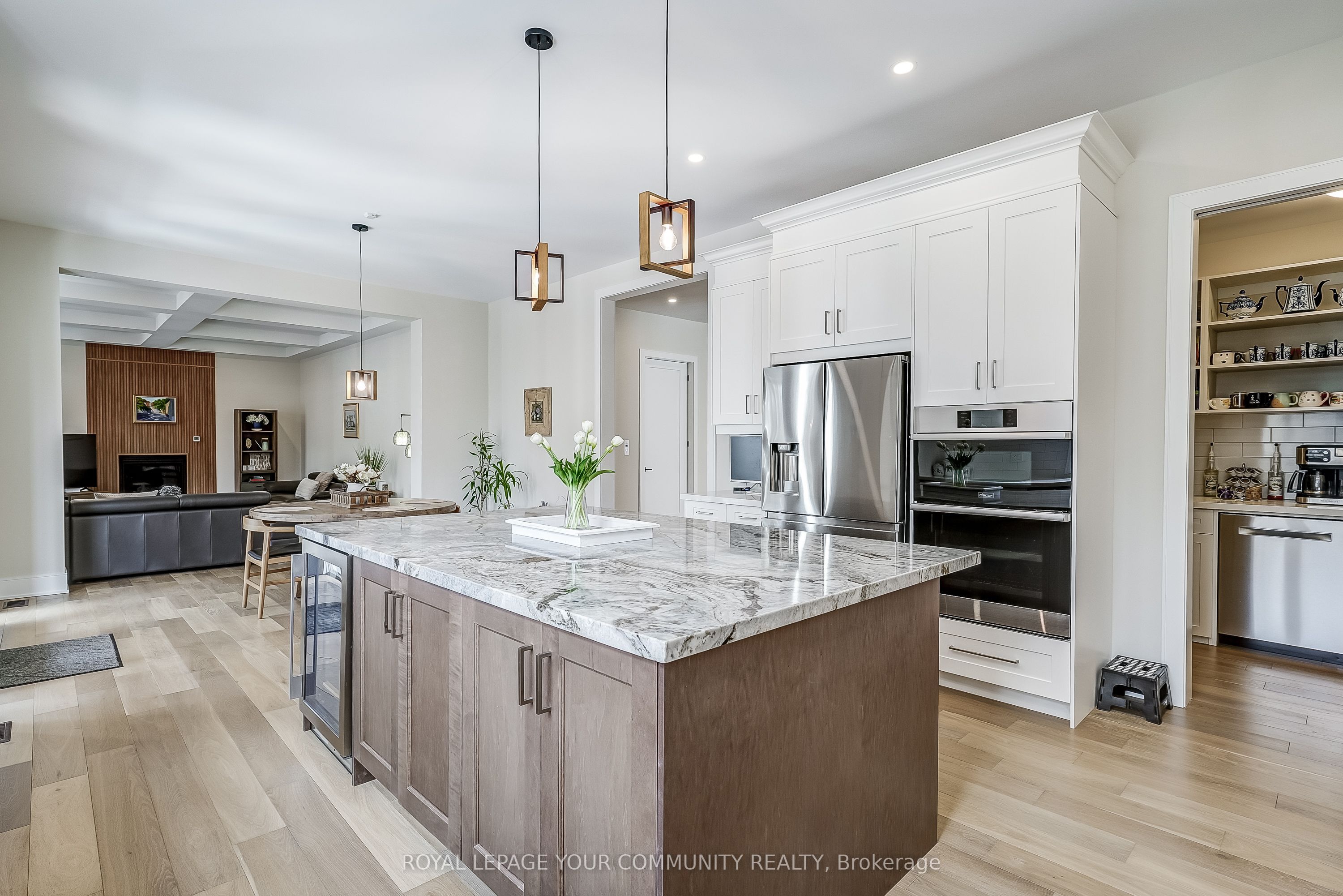 Photo 23 of 176 Farrell Road, Vaughan, Patterson — HOMEH