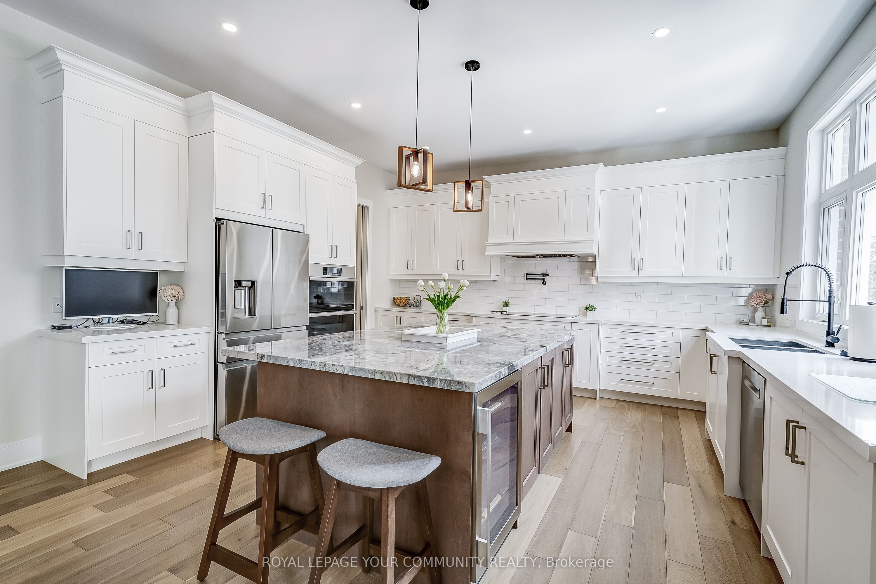 Photo 22 of 176 Farrell Road, Vaughan, Patterson — HOMEH