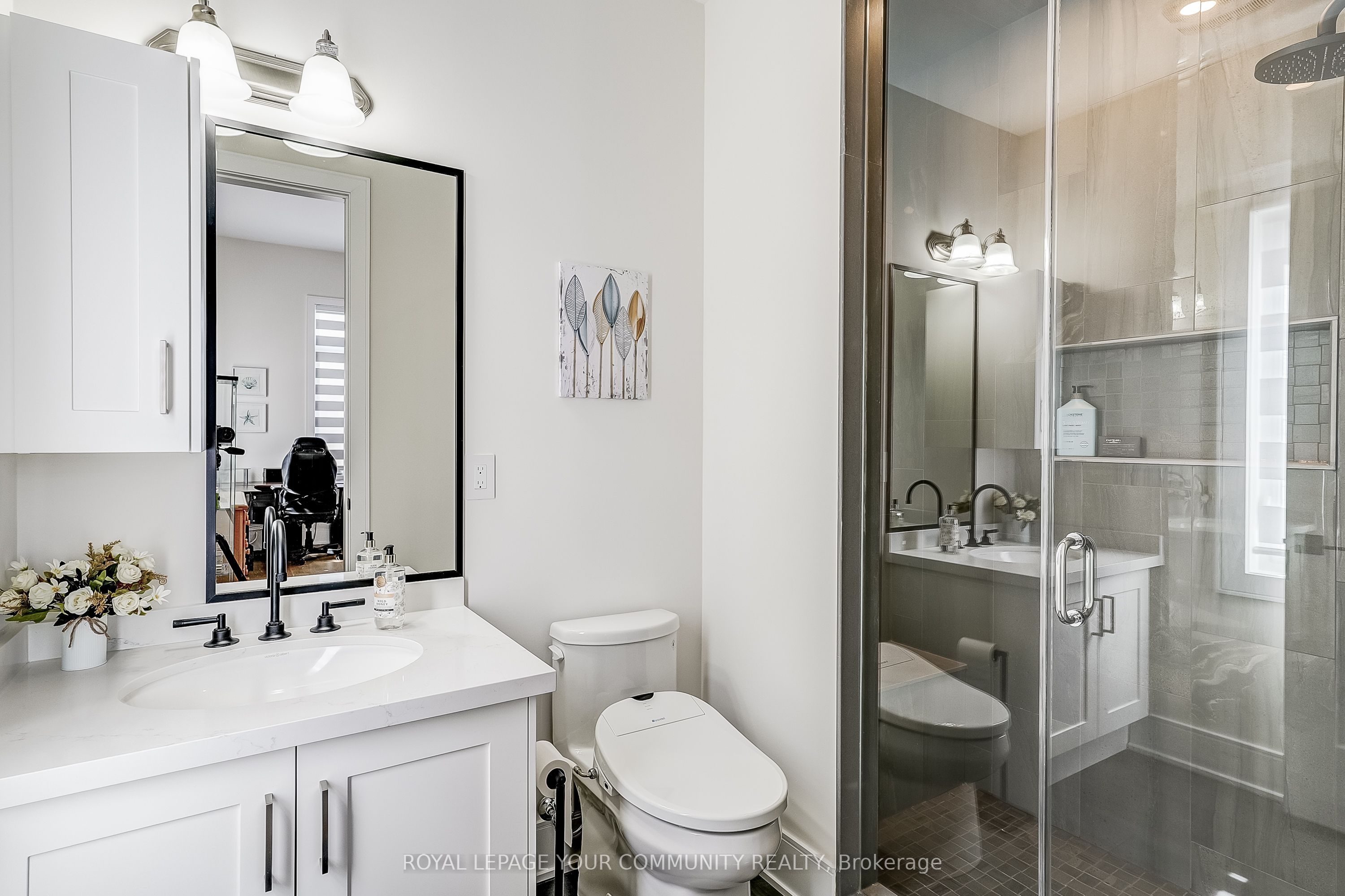Photo 41 of 176 Farrell Road, Vaughan, Patterson — HOMEH