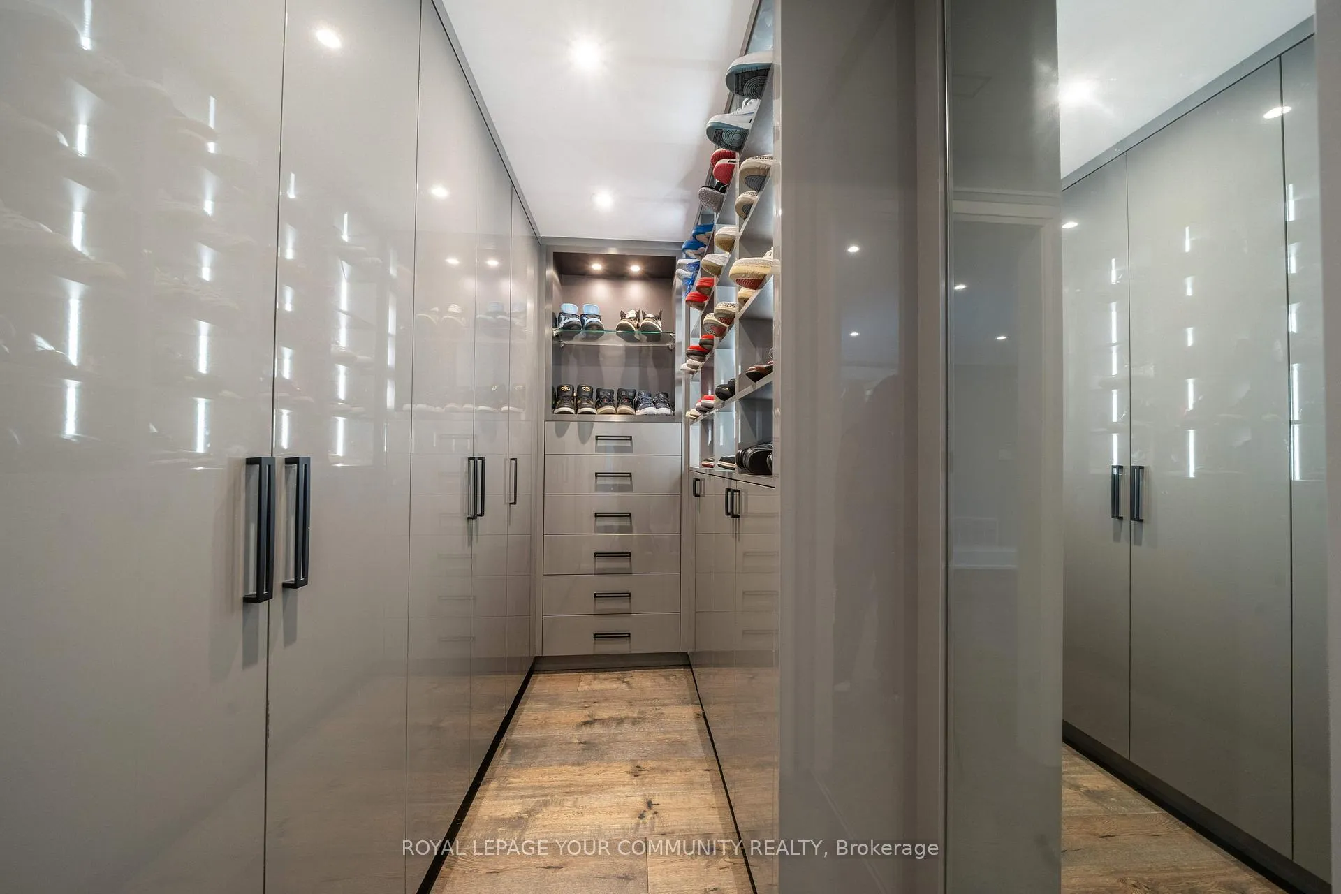 Photo 20 of 38 Galsworthy Drive, Markham, Bullock — HOMEH