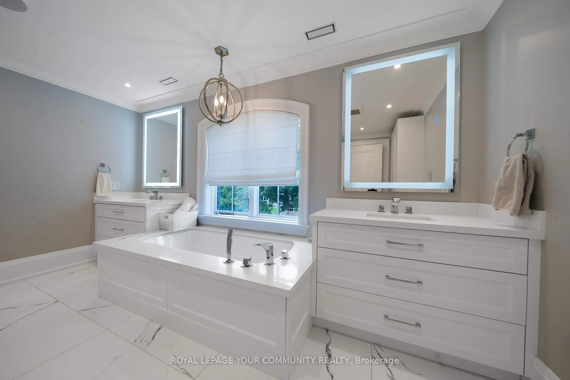 Photo 22 of 38 Galsworthy Drive, Markham, Bullock — HOMEH