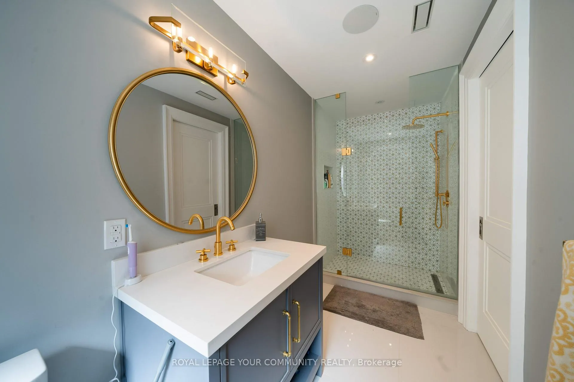 Photo 32 of 38 Galsworthy Drive, Markham, Bullock — HOMEH