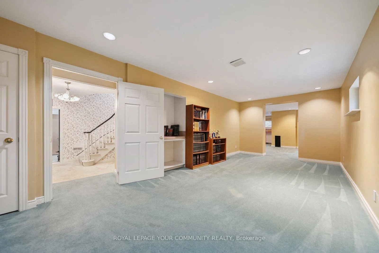 Photo 32 of 35 Lunau Lane, Markham, Aileen-Willowbrook — HOMEH