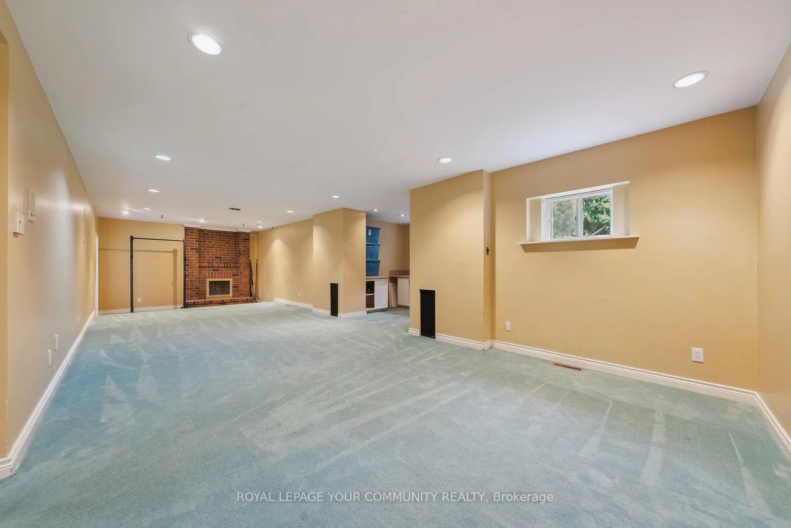 Photo 33 of 35 Lunau Lane, Markham, Aileen-Willowbrook — HOMEH