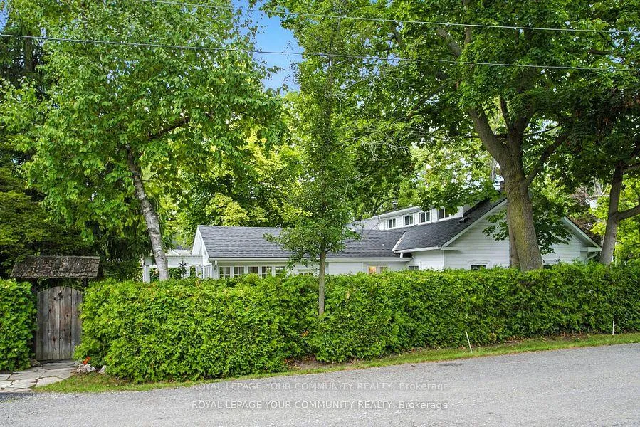 Photo 4 of 39 Colborne Street, Markham, Thornhill — HOMEH