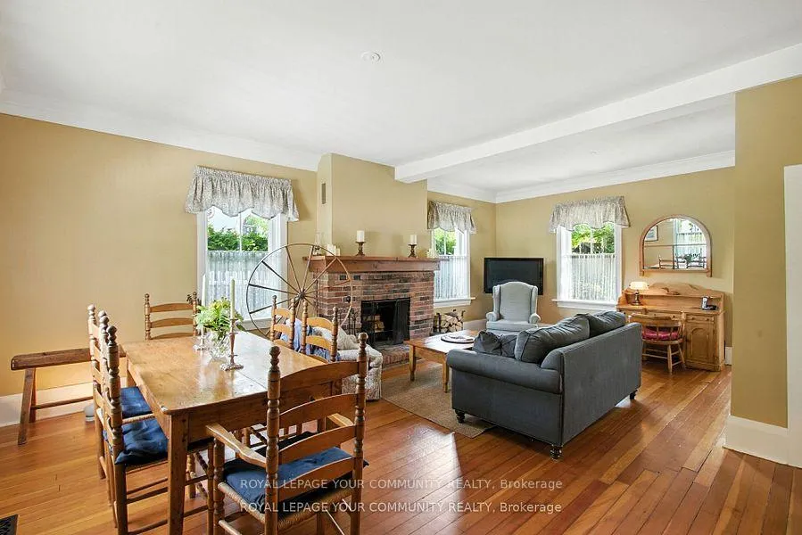 Photo 8 of 39 Colborne Street, Markham, Thornhill — HOMEH