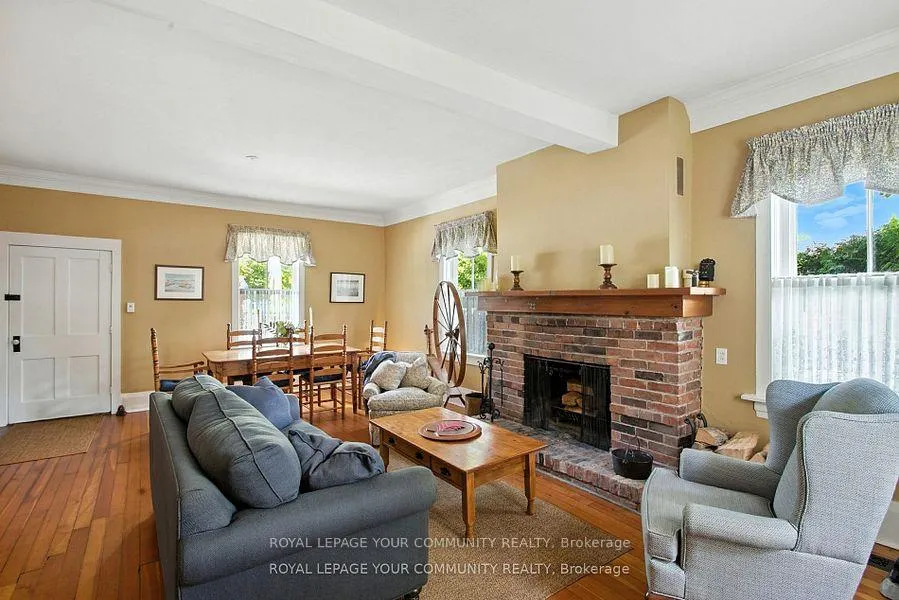 Photo 12 of 39 Colborne Street, Markham, Thornhill — HOMEH