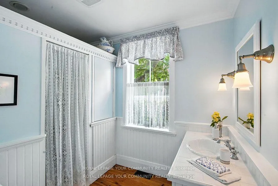 Photo 24 of 39 Colborne Street, Markham, Thornhill — HOMEH