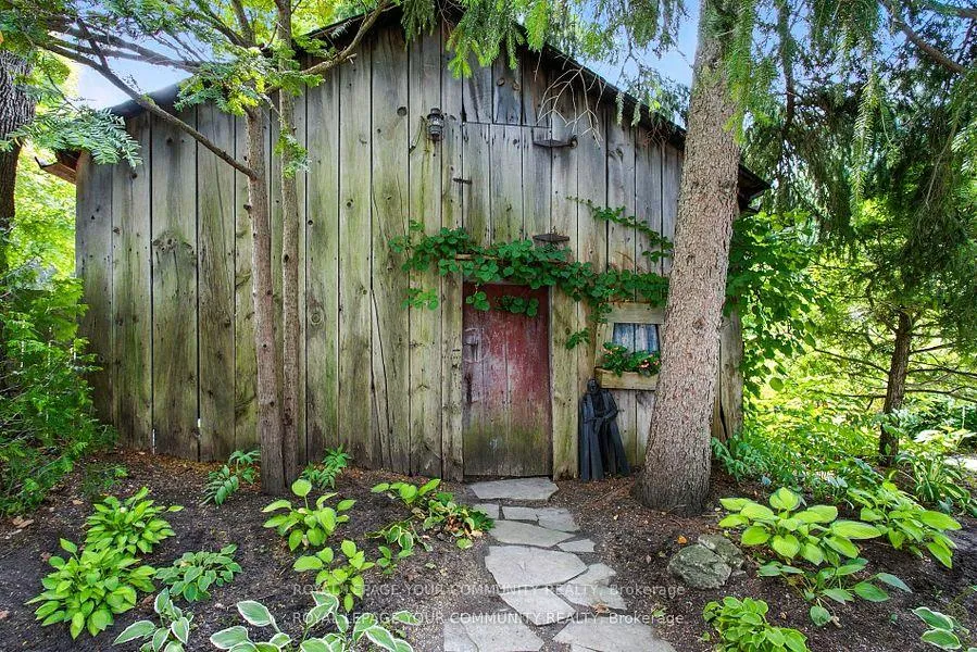 Photo 37 of 39 Colborne Street, Markham, Thornhill — HOMEH