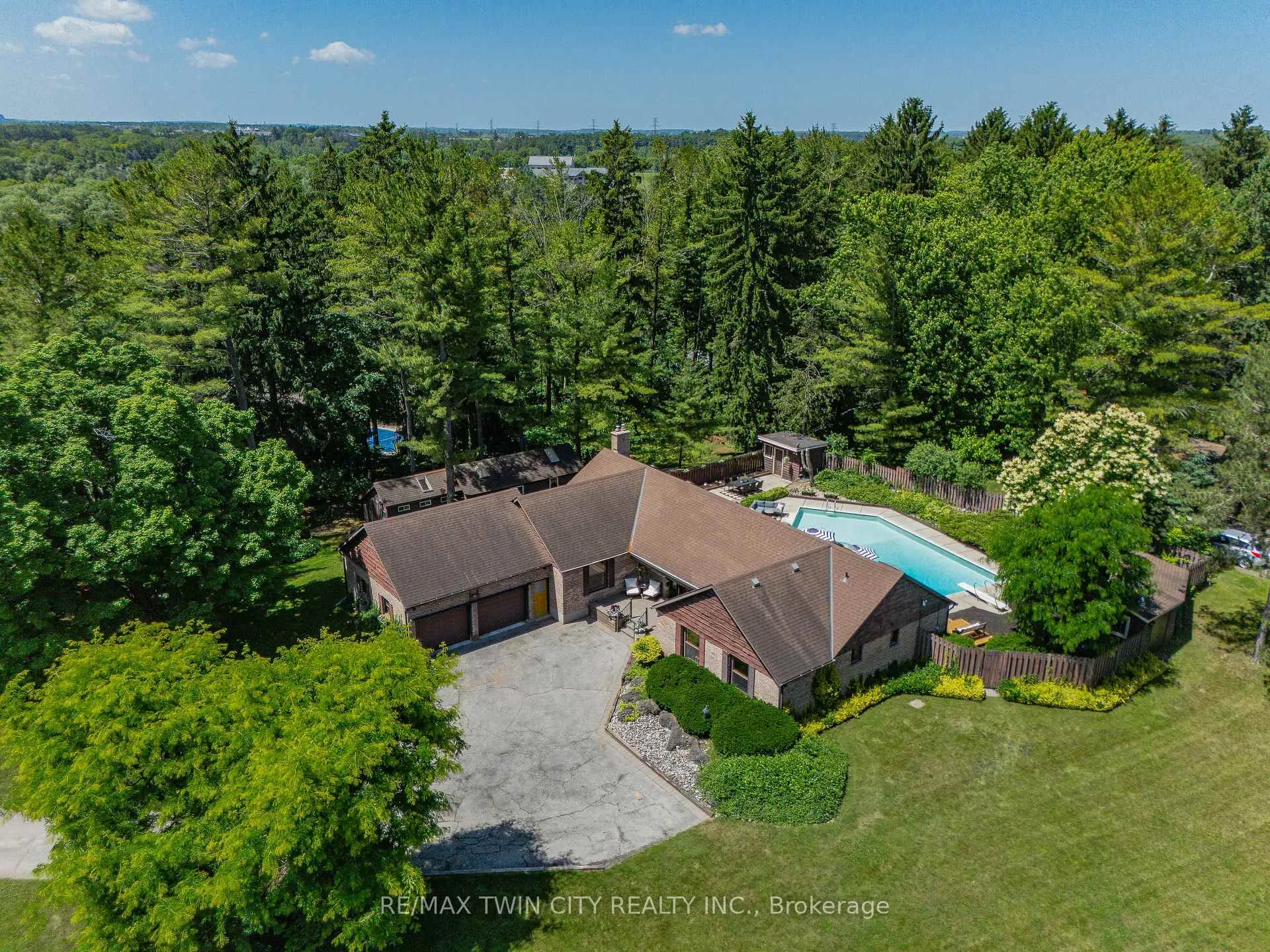 Photo 3 of 105 Grandview Drive, Woolwich — HOMEH