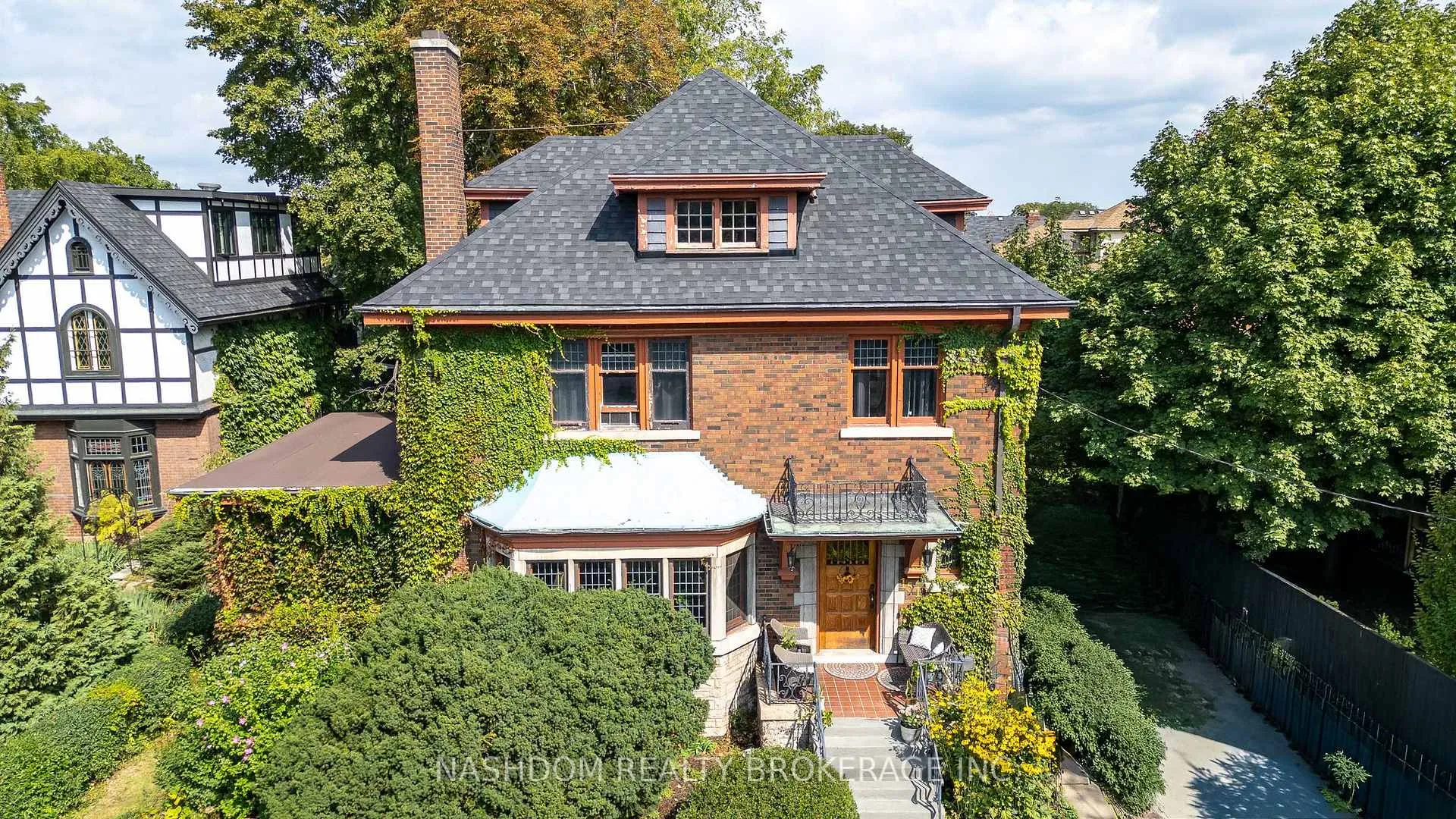 Photo 2 of 151 Delaware Avenue, Hamilton, St. Clair — HOMEH