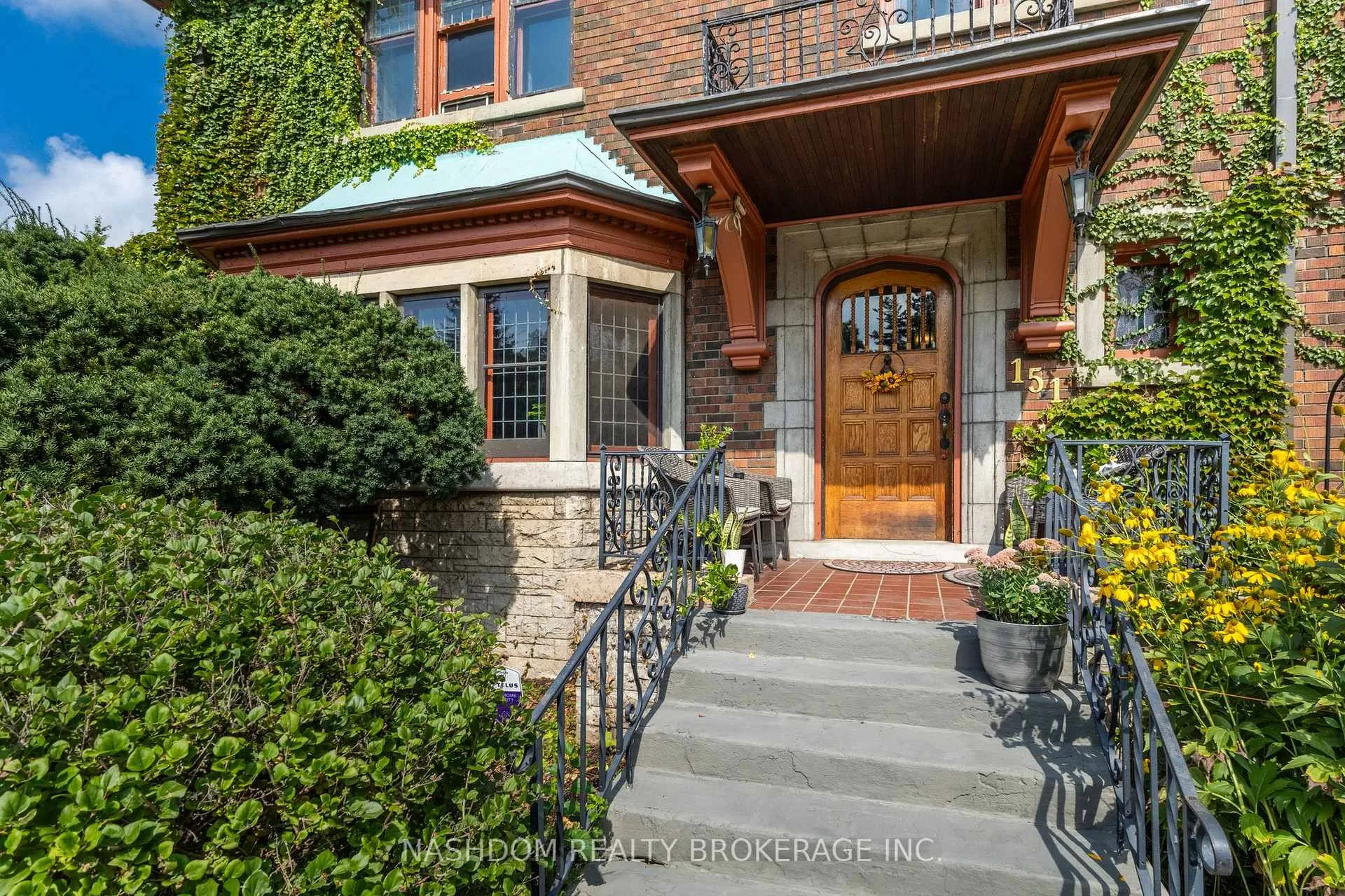Photo 3 of 151 Delaware Avenue, Hamilton, St. Clair — HOMEH