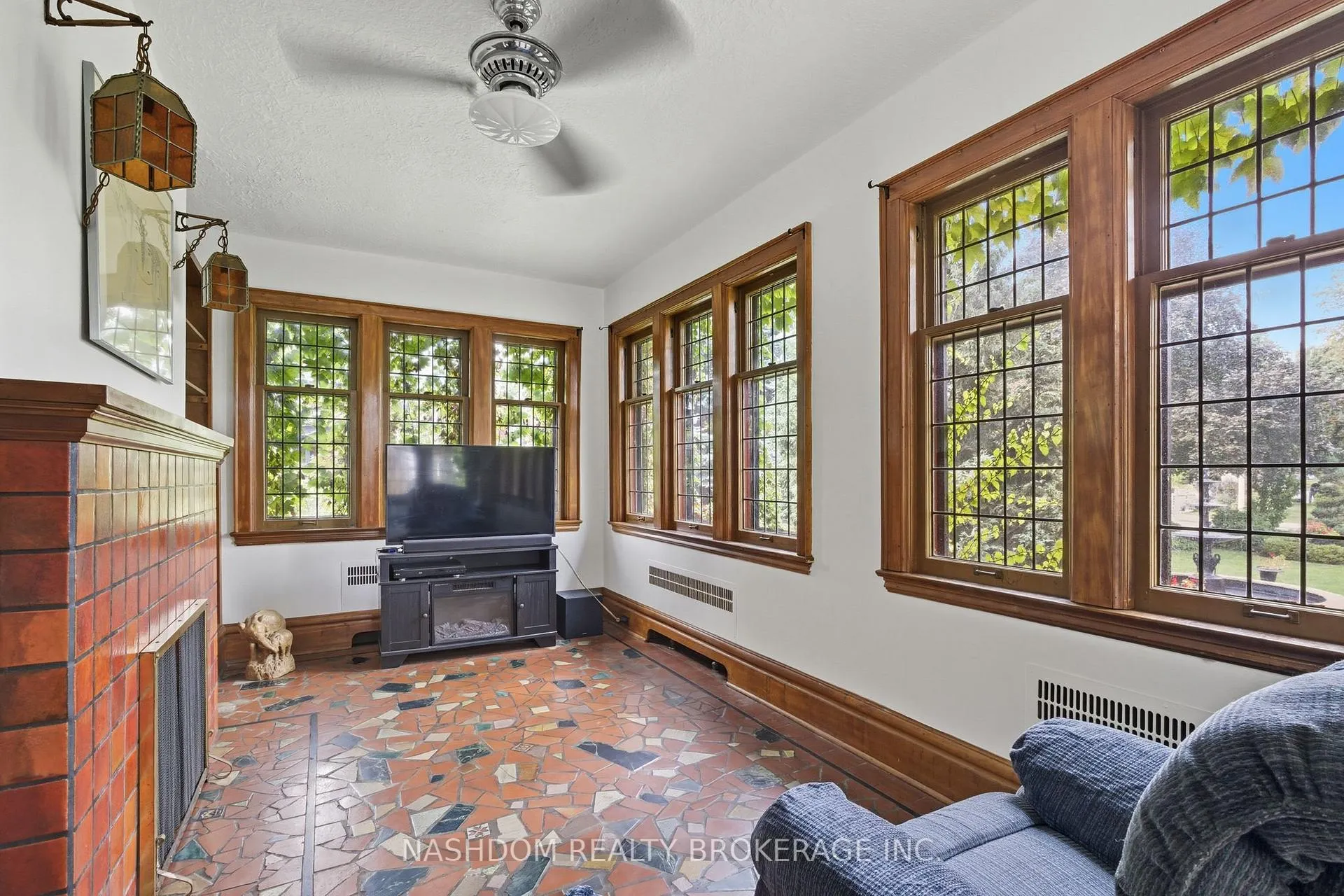 Photo 15 of 151 Delaware Avenue, Hamilton, St. Clair — HOMEH