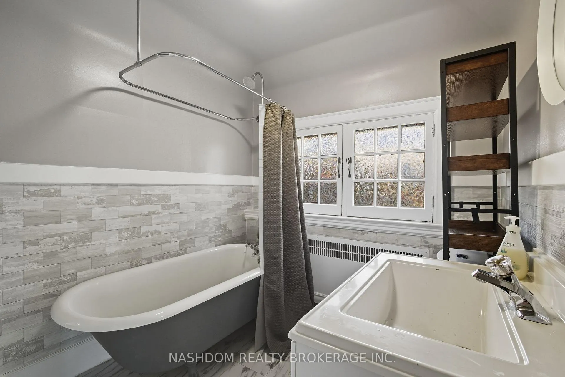 Photo 33 of 151 Delaware Avenue, Hamilton, St. Clair — HOMEH