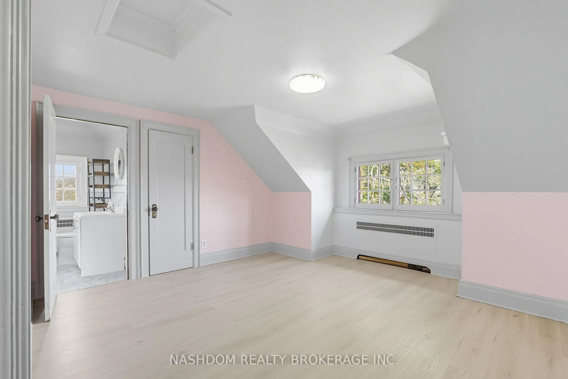 Photo 35 of 151 Delaware Avenue, Hamilton, St. Clair — HOMEH