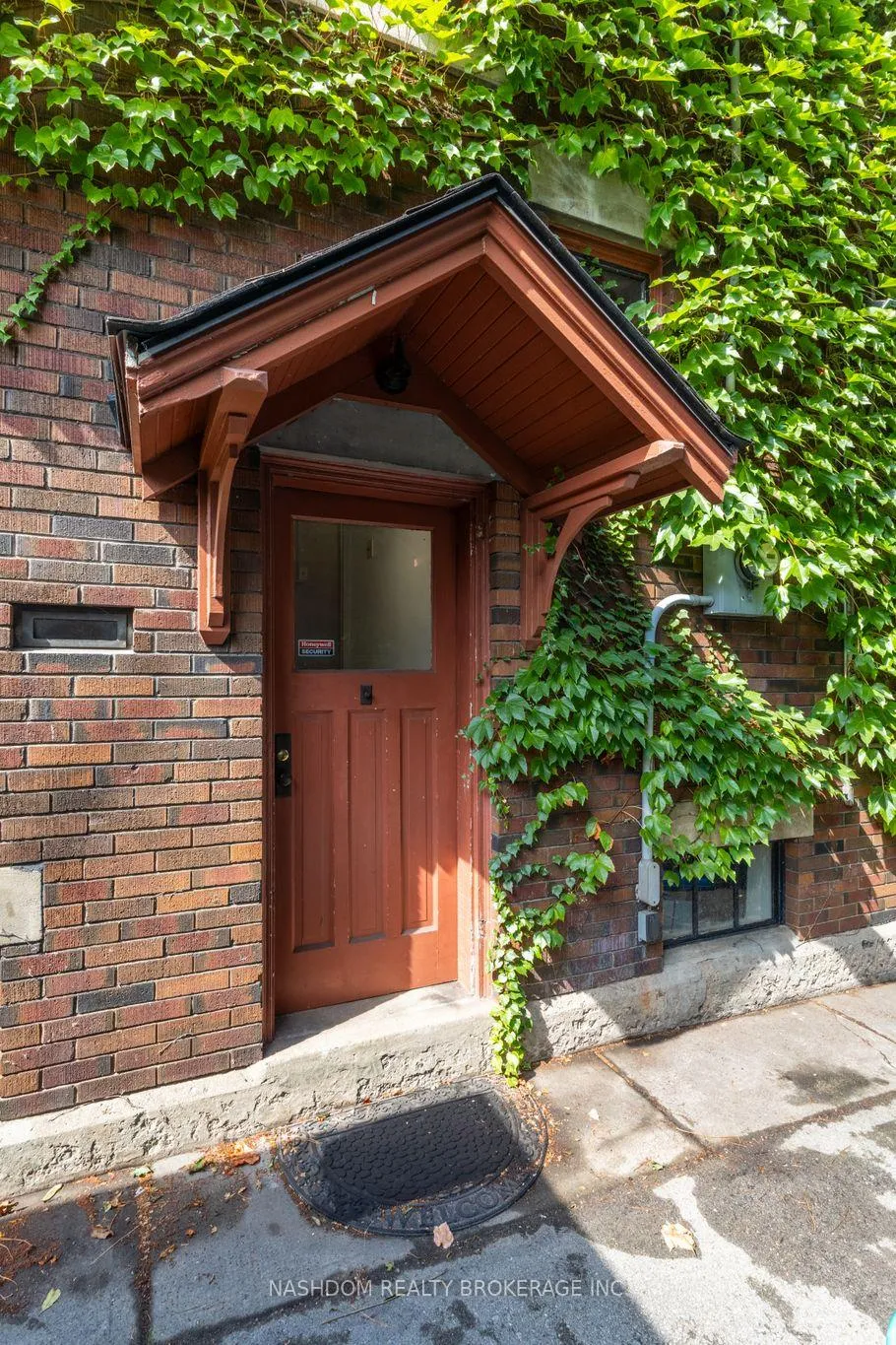 Photo 38 of 151 Delaware Avenue, Hamilton, St. Clair — HOMEH