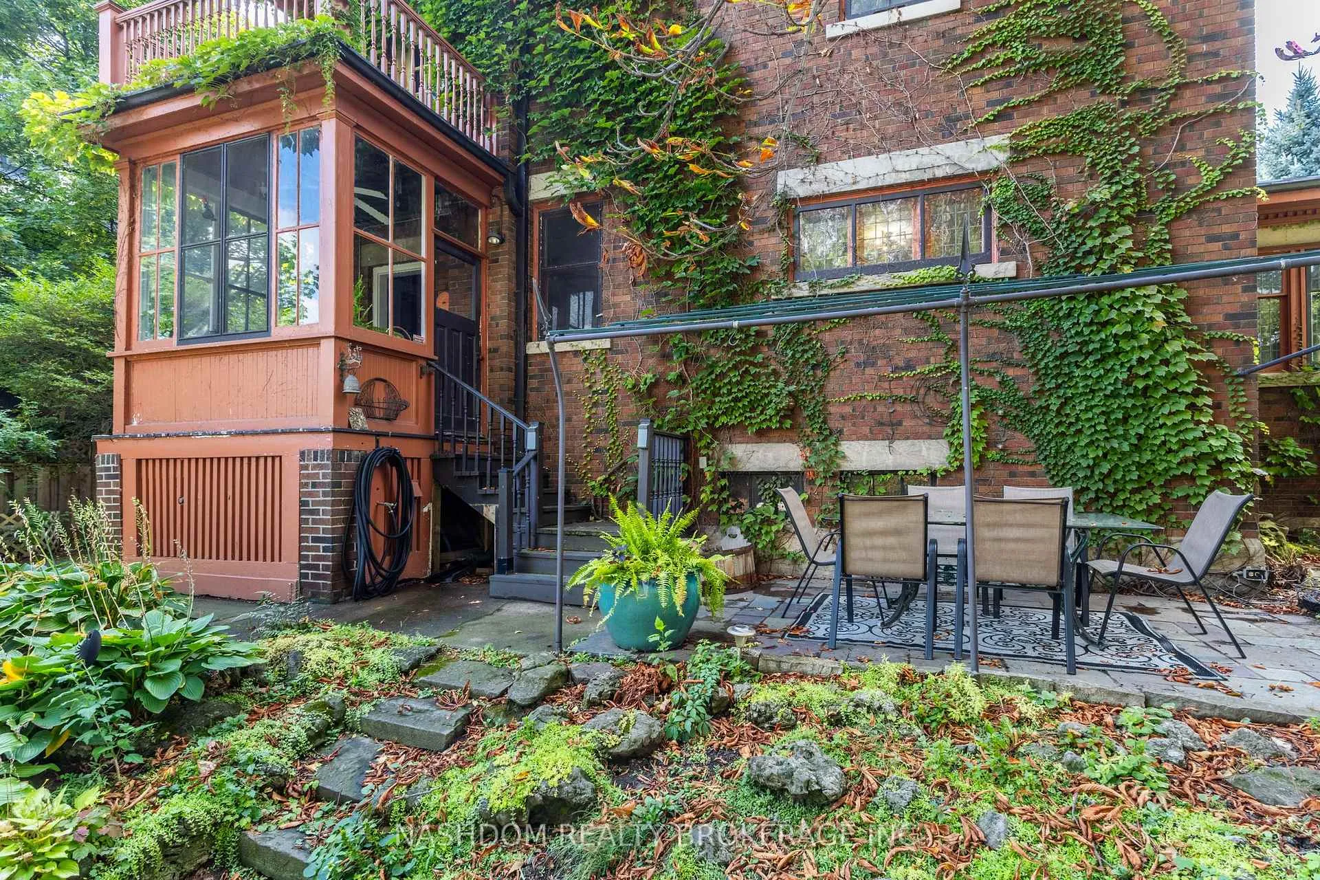 Photo 42 of 151 Delaware Avenue, Hamilton, St. Clair — HOMEH