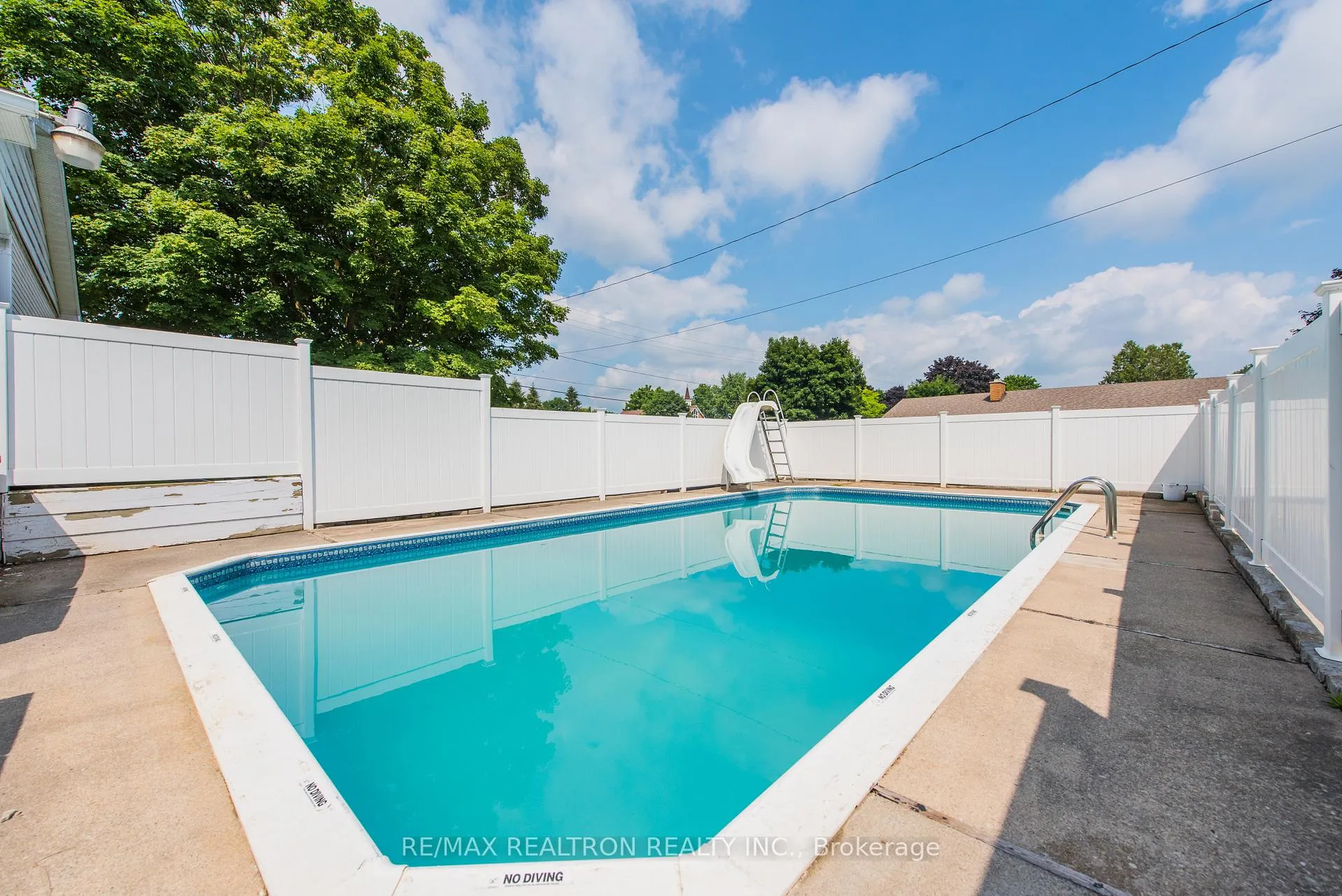 Photo 5 of 41 Downey Avenue, New Tecumseth, Alliston — HOMEH