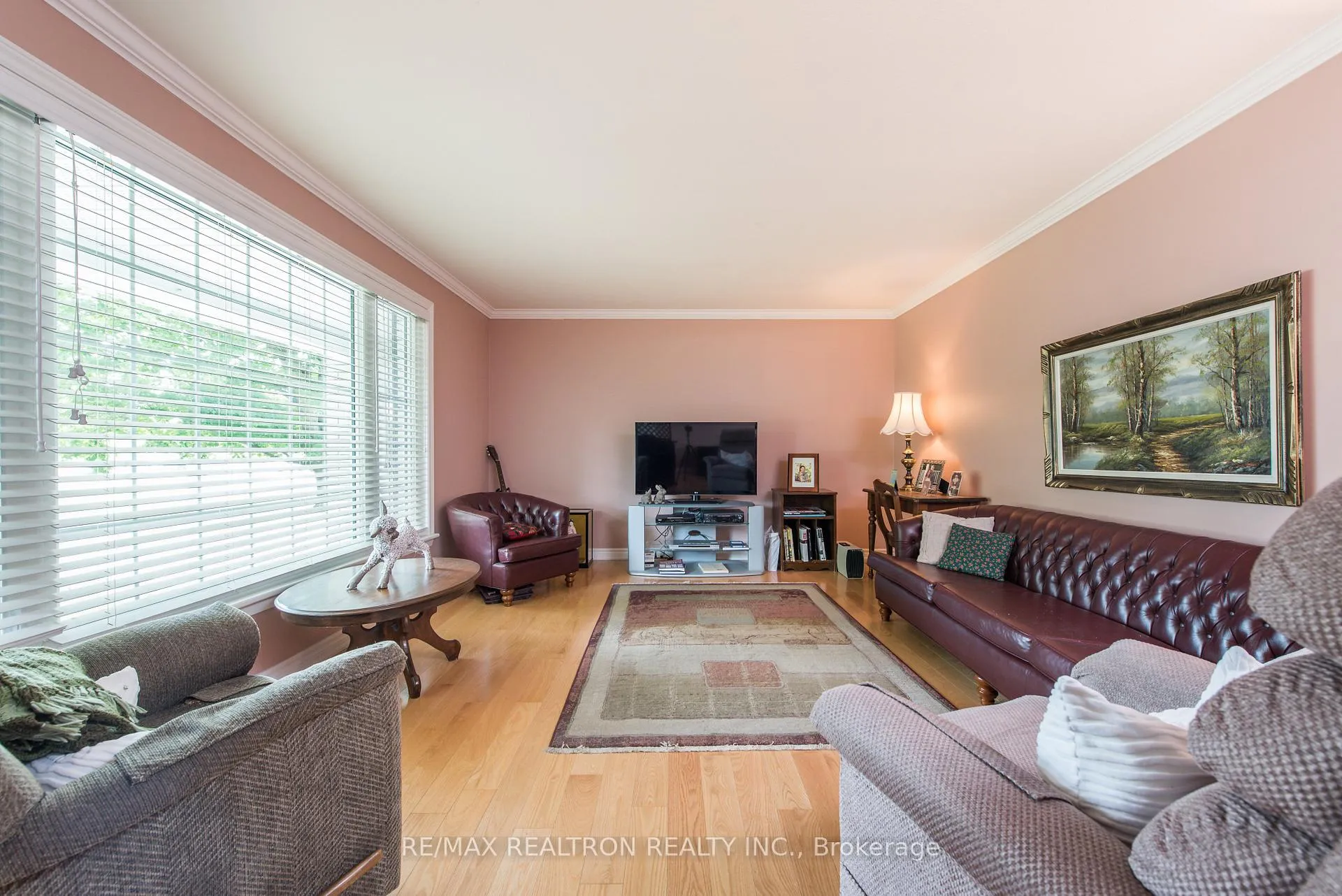 Photo 6 of 41 Downey Avenue, New Tecumseth, Alliston — HOMEH